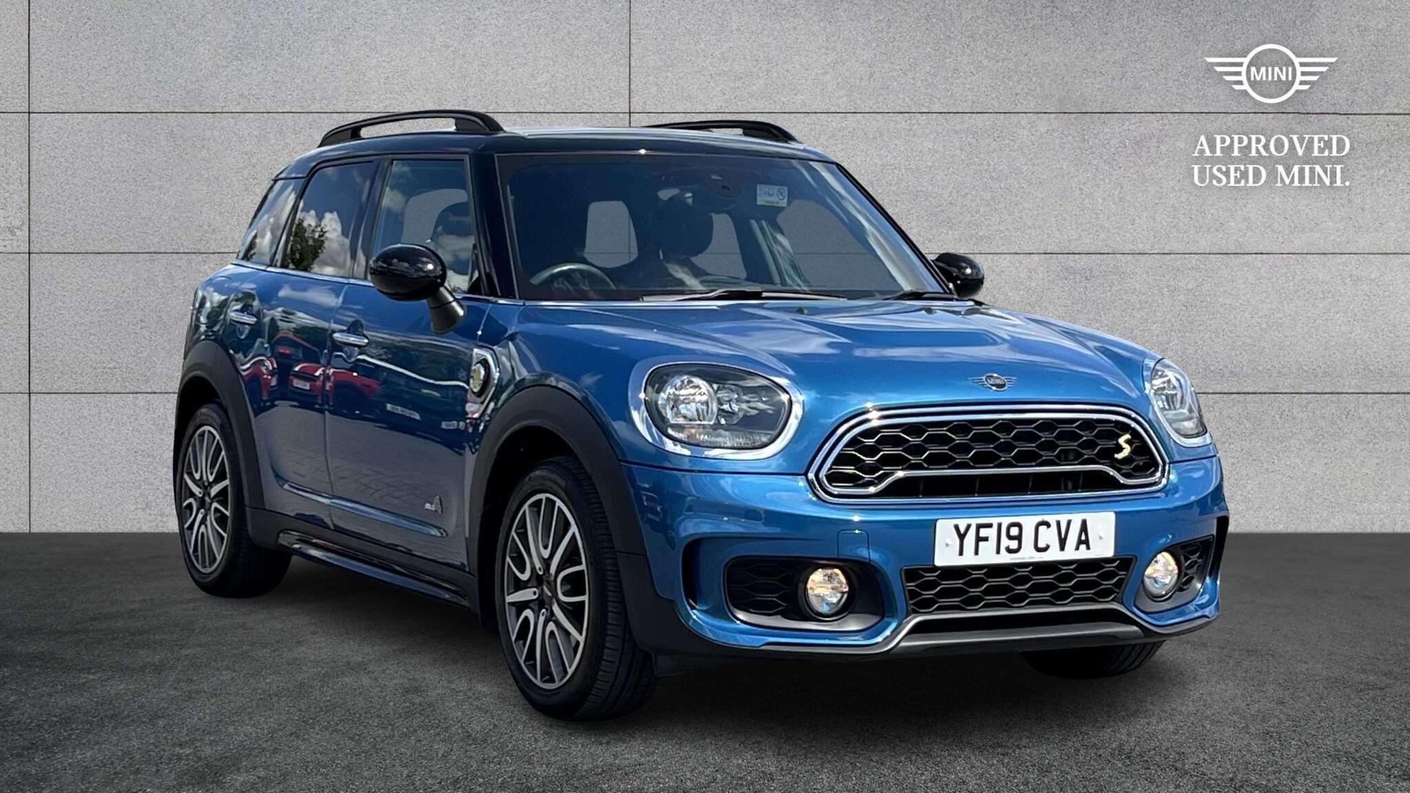 2019 MINI COUNTRYMAN