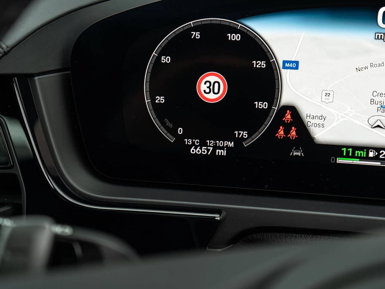 Porsche Cayenne view 20