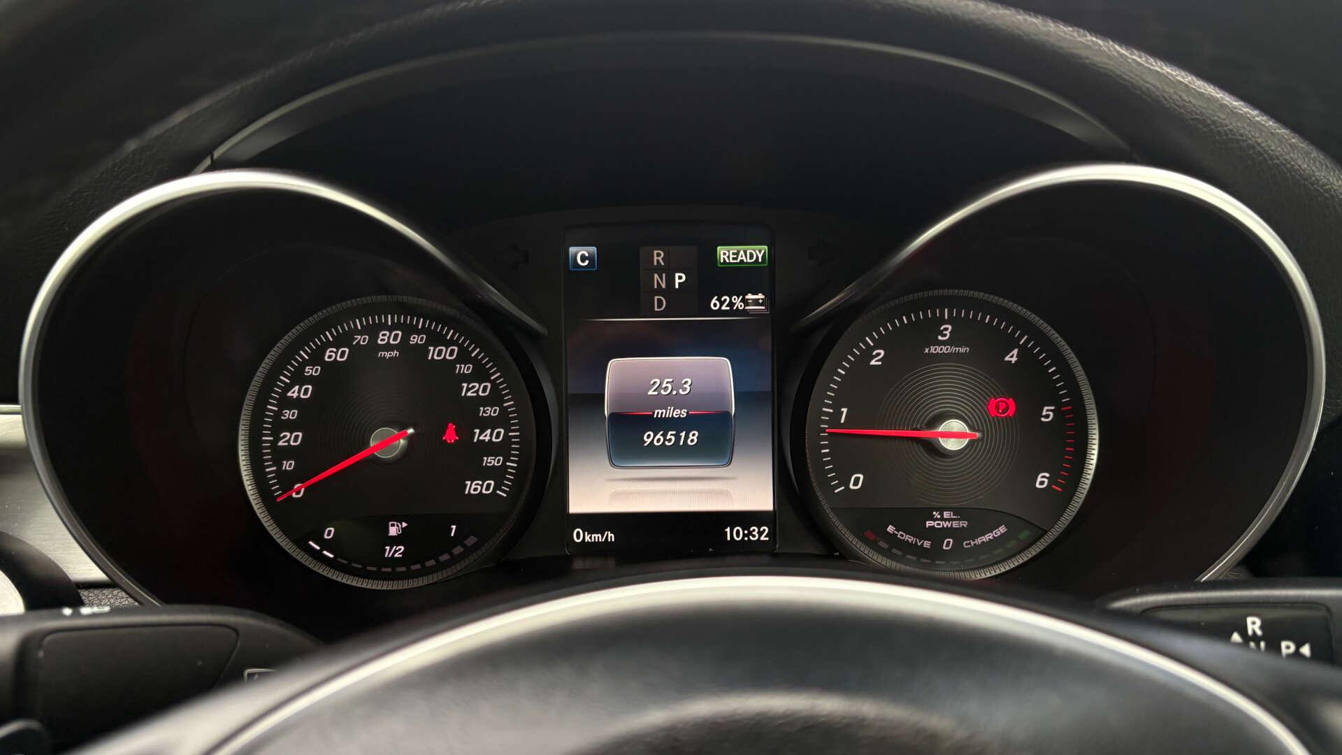 Mercedes-Benz C-Class view 15