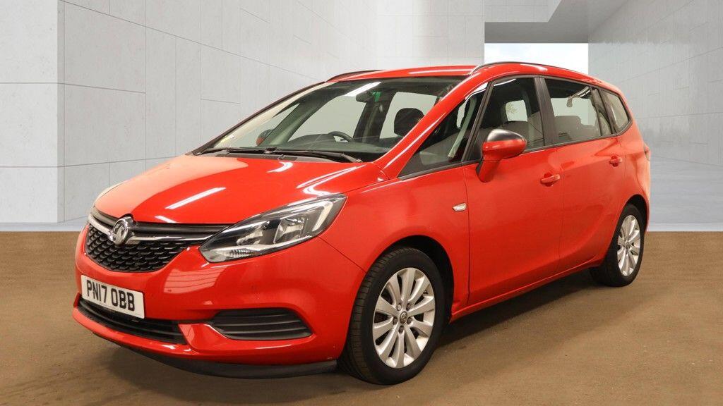 Vauxhall Zafira Tourer view 5