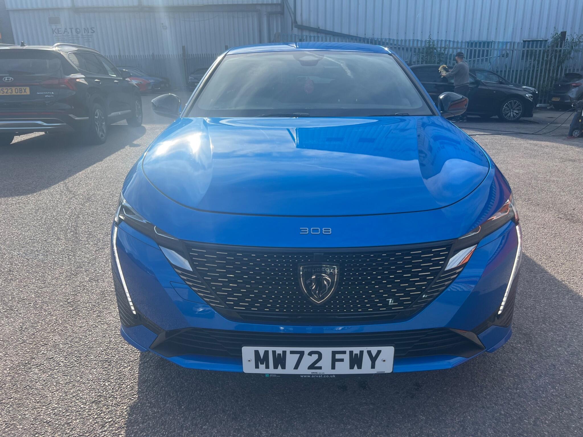 Peugeot 308 view 13