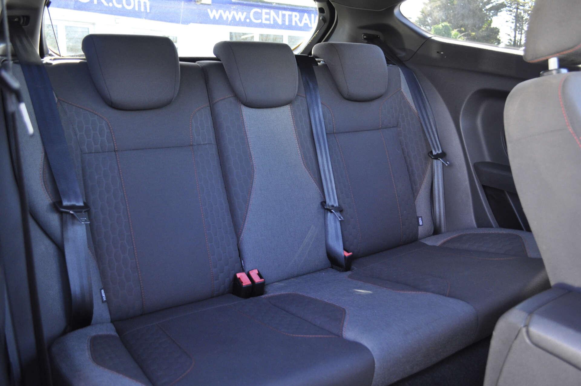 Ford Fiesta view 9