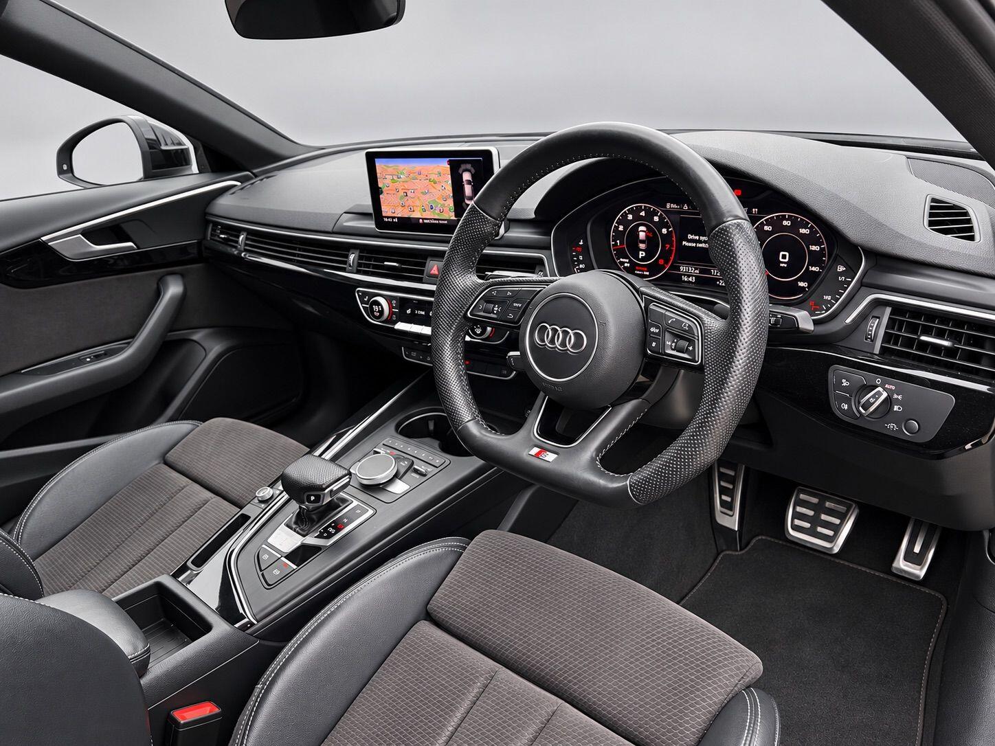 Audi A4 view 19