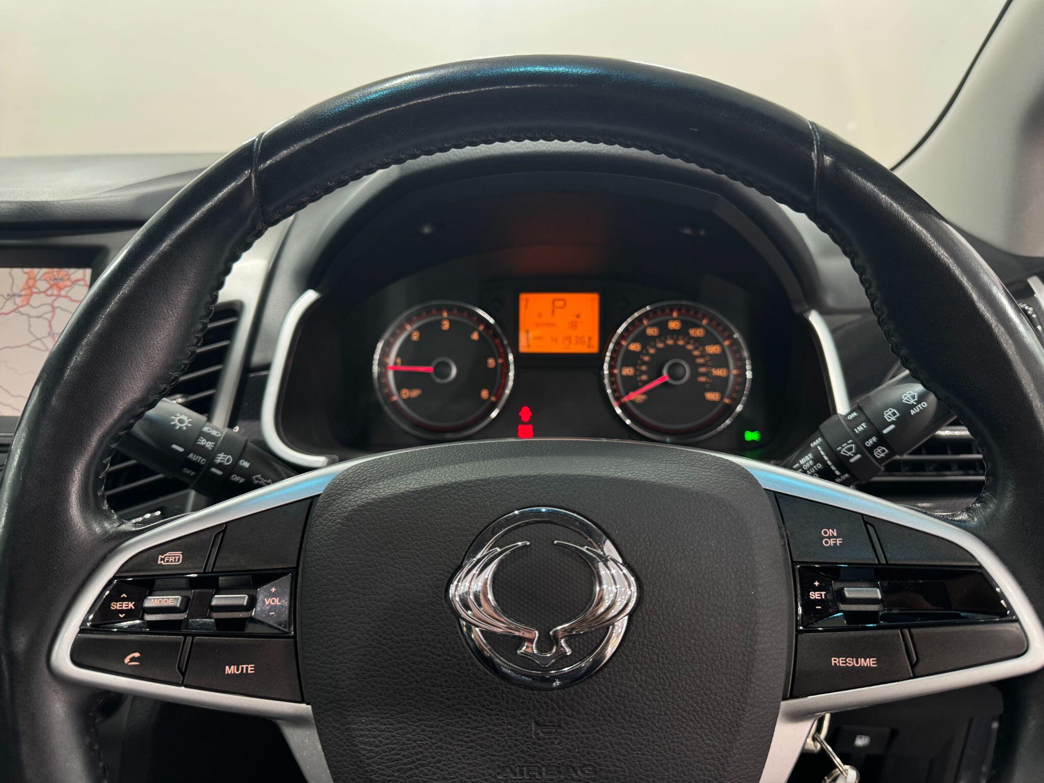 KGM Korando view 26