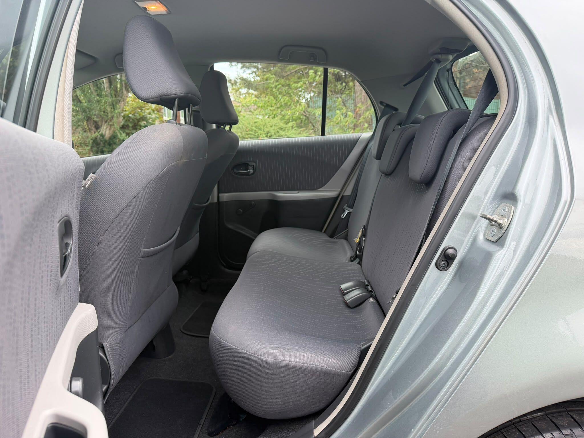 Toyota Yaris view 17