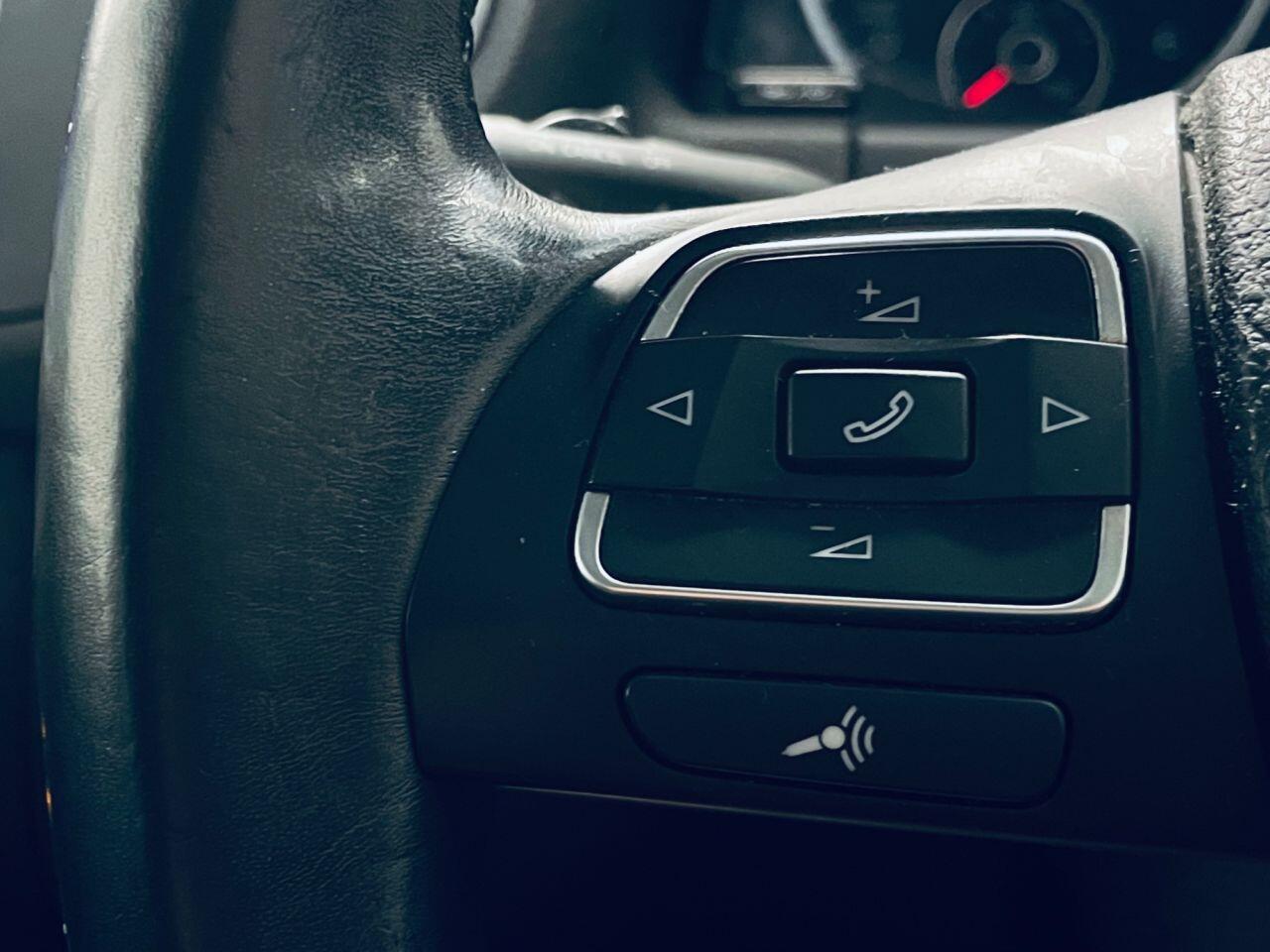 Volkswagen Tiguan view 13