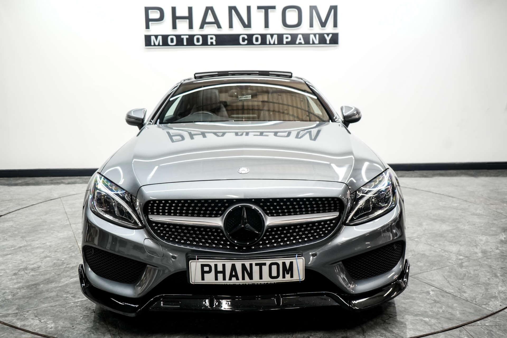Mercedes-Benz C-Class view 5