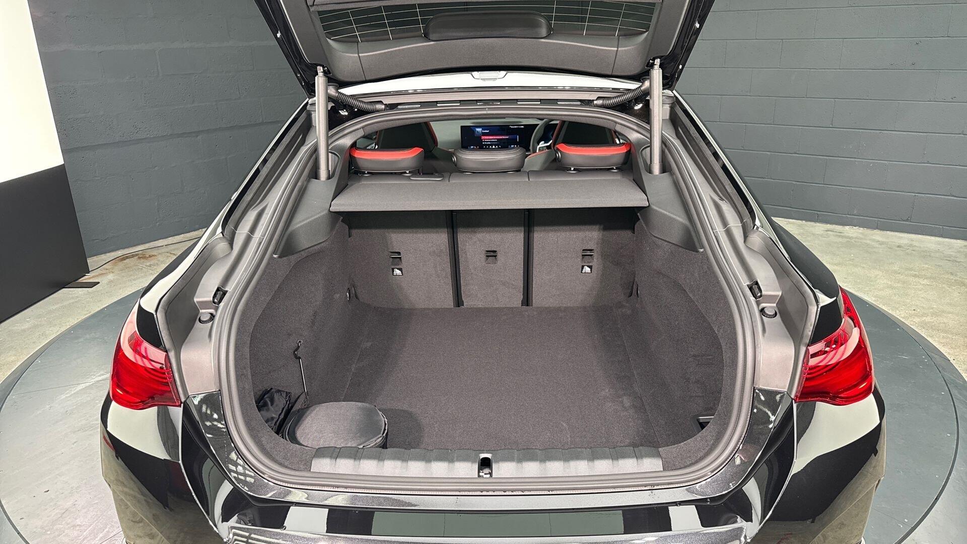 BMW 4 Series view 13