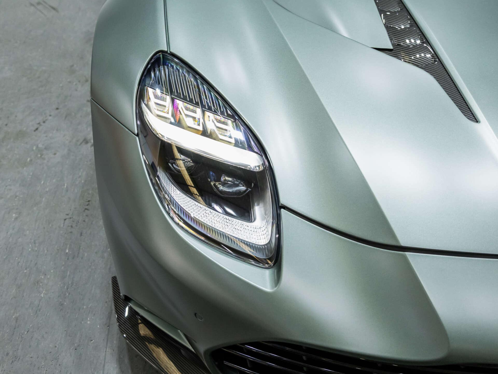 Aston Martin Vanquish view 87