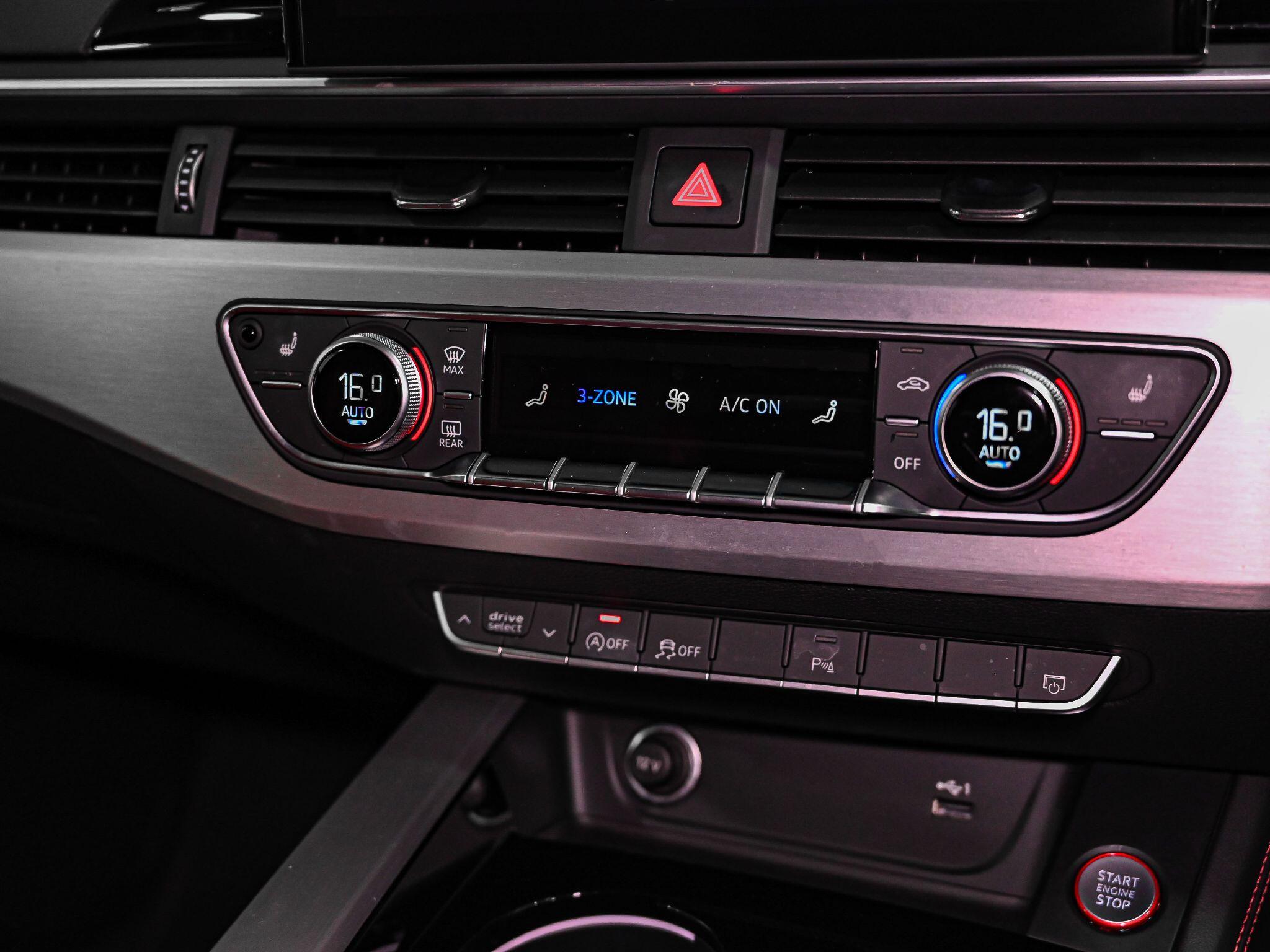 Audi S4 view 14