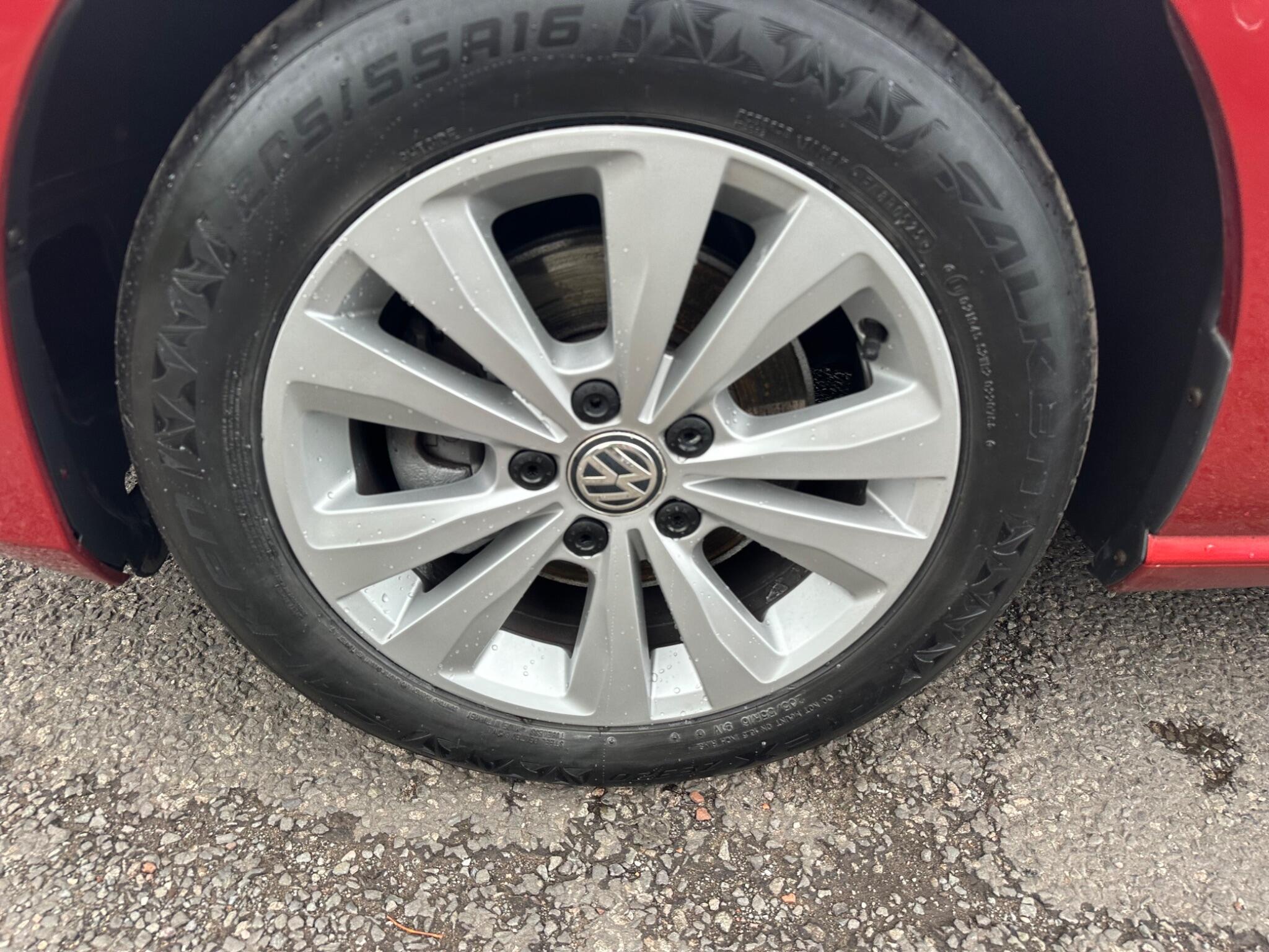 Volkswagen Golf view 31