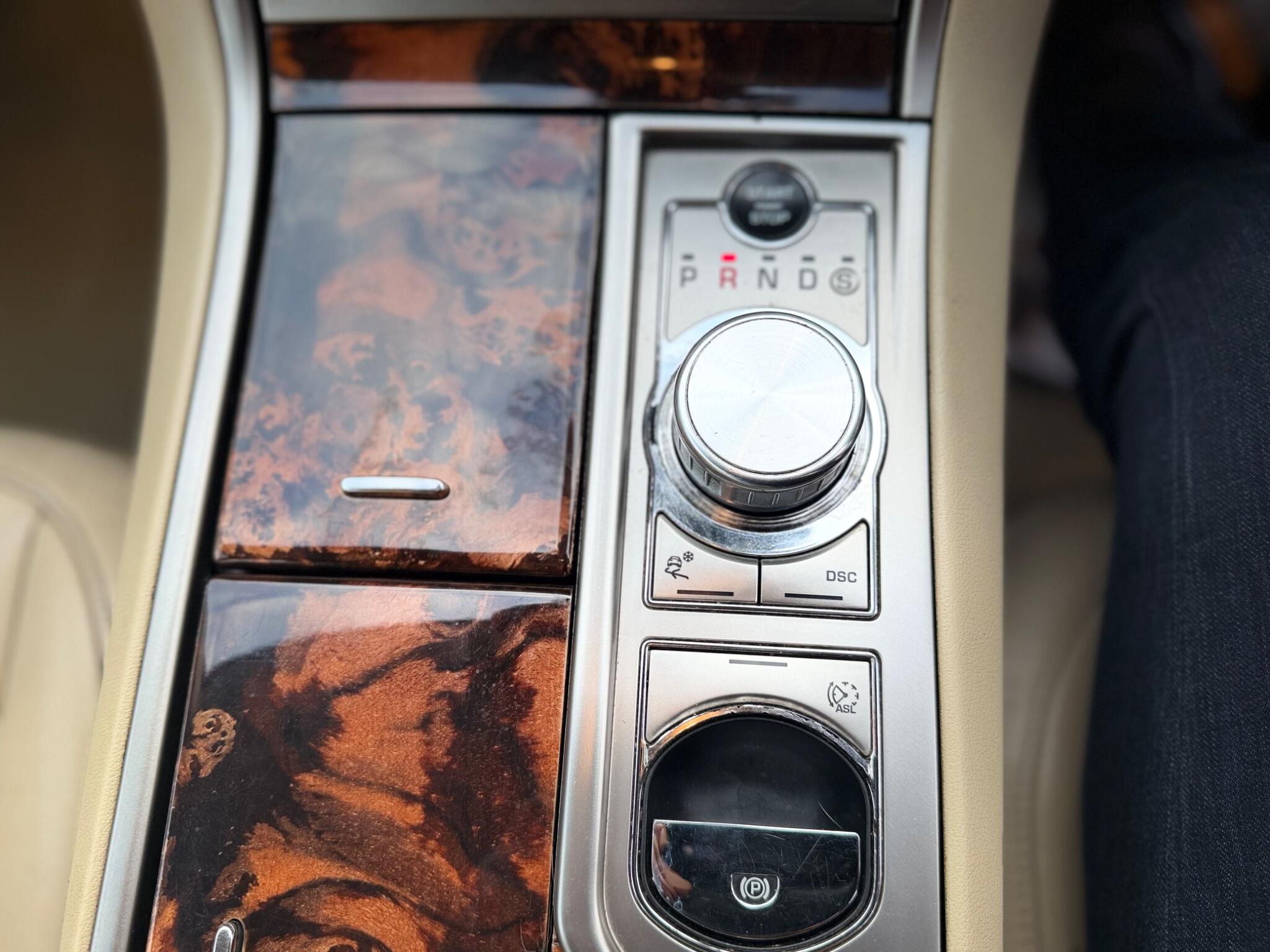 Jaguar XF view 53