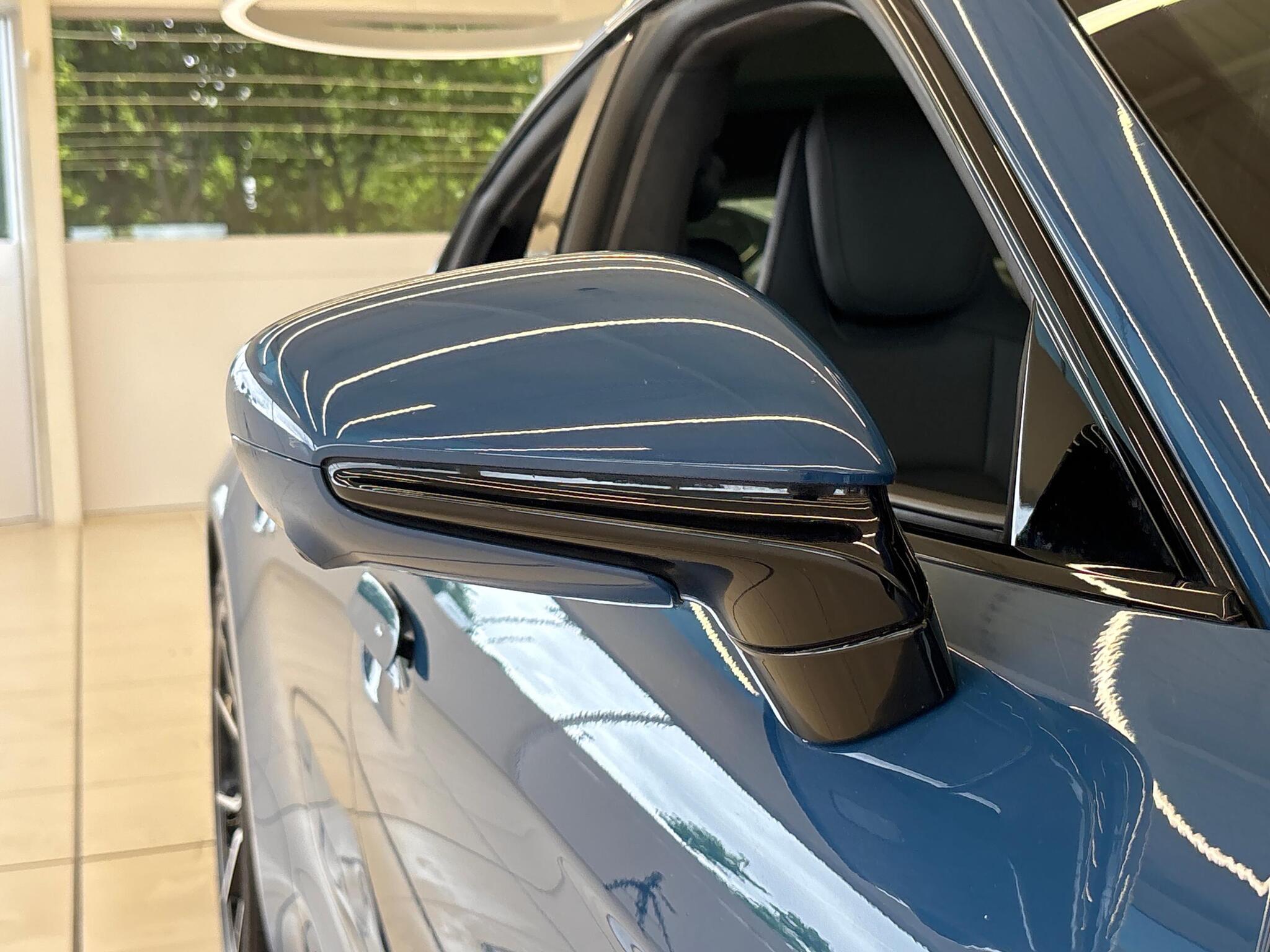 Porsche Taycan view 22