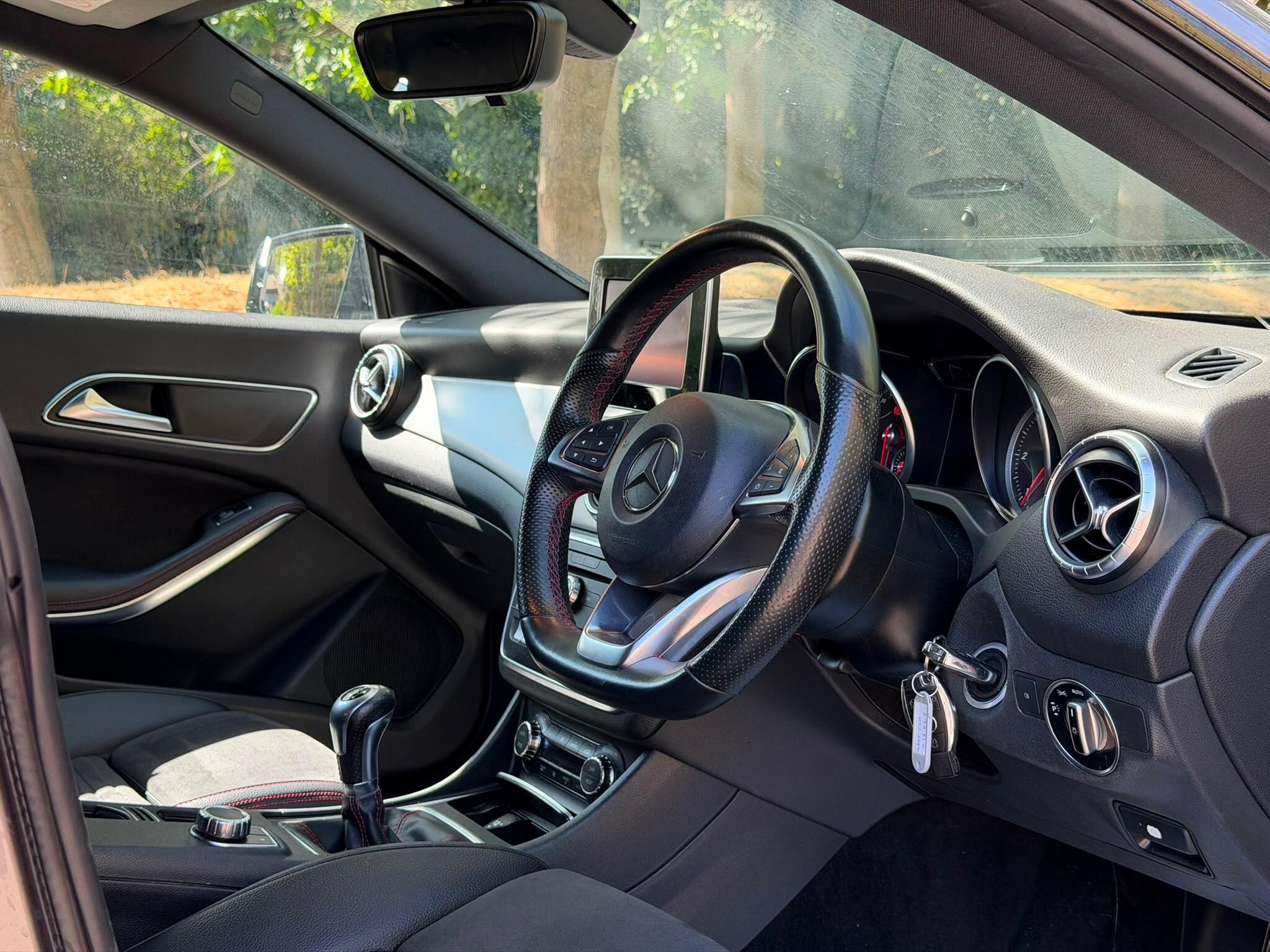 Mercedes-Benz CLA view 10