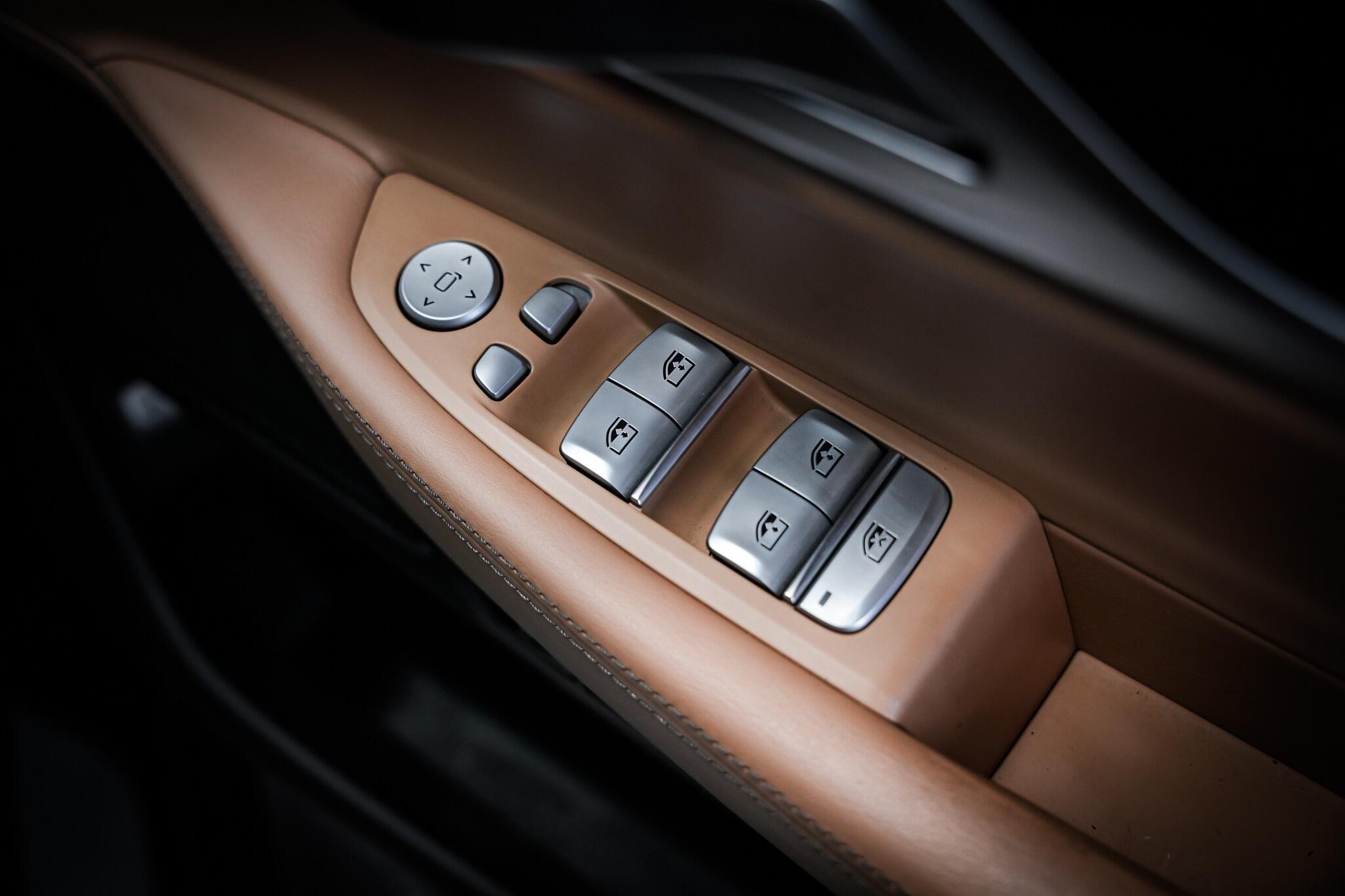 BMW 7 Series view 53