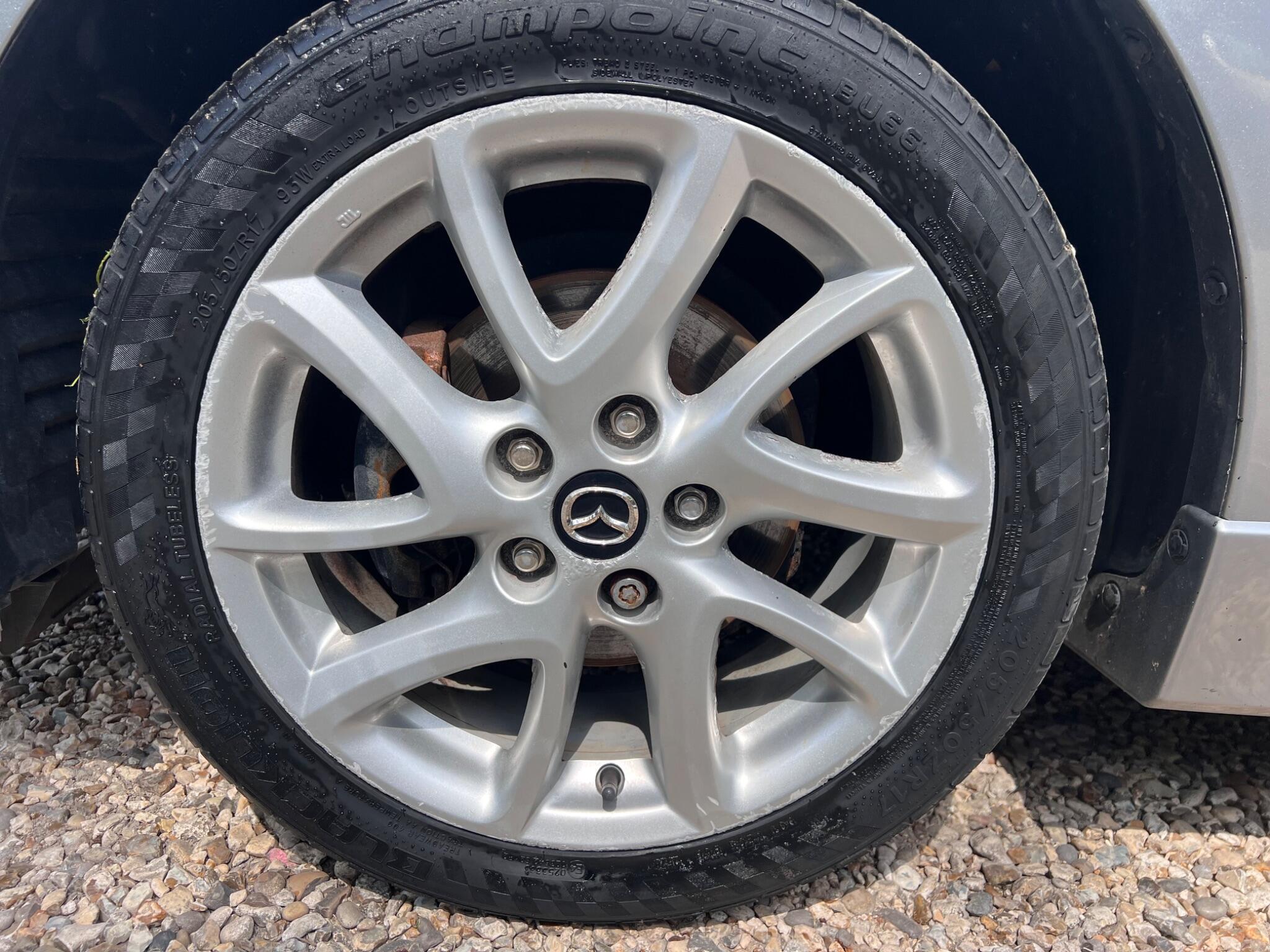 Mazda Mazda3 view 60