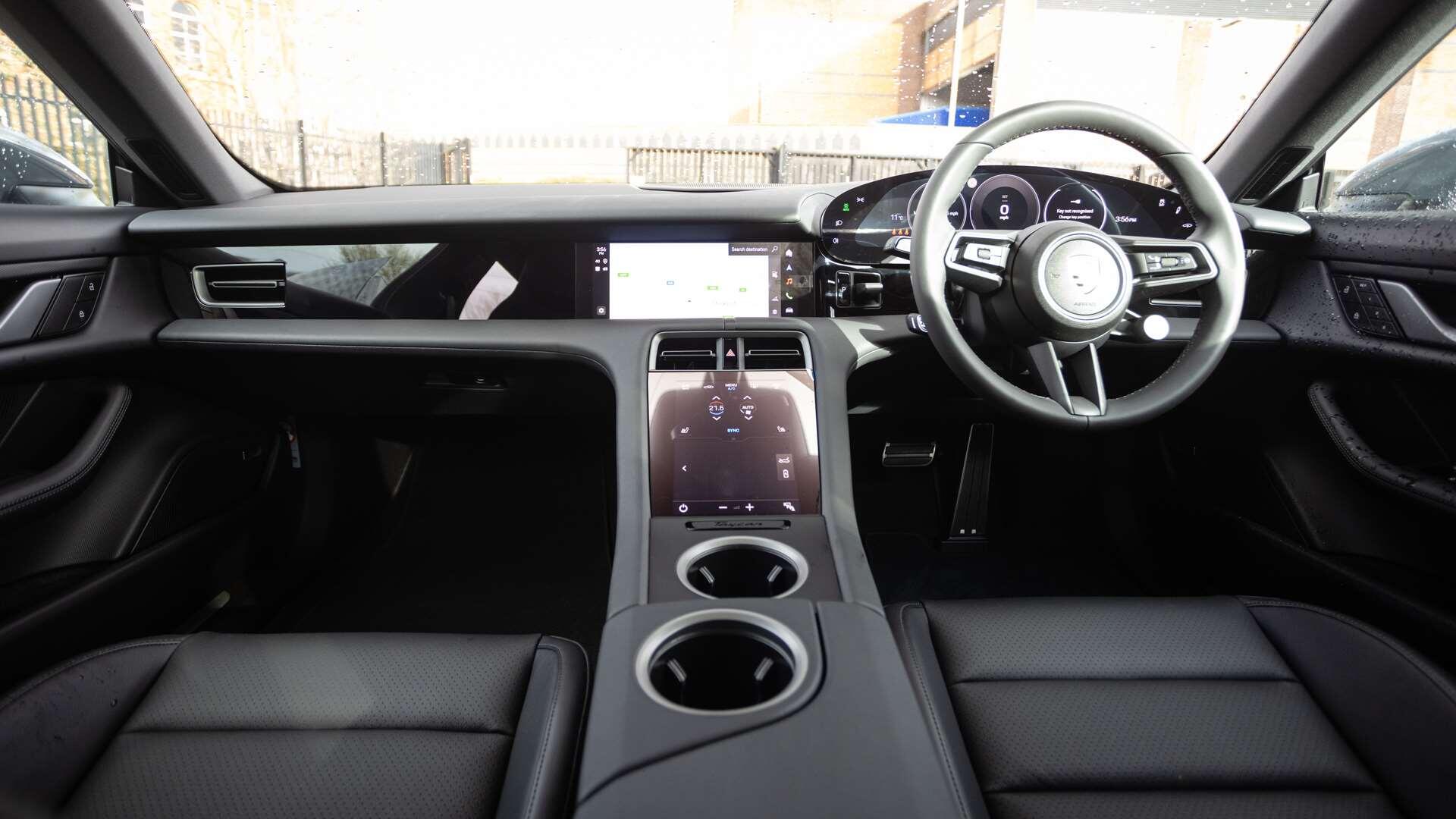 Porsche Taycan view 11