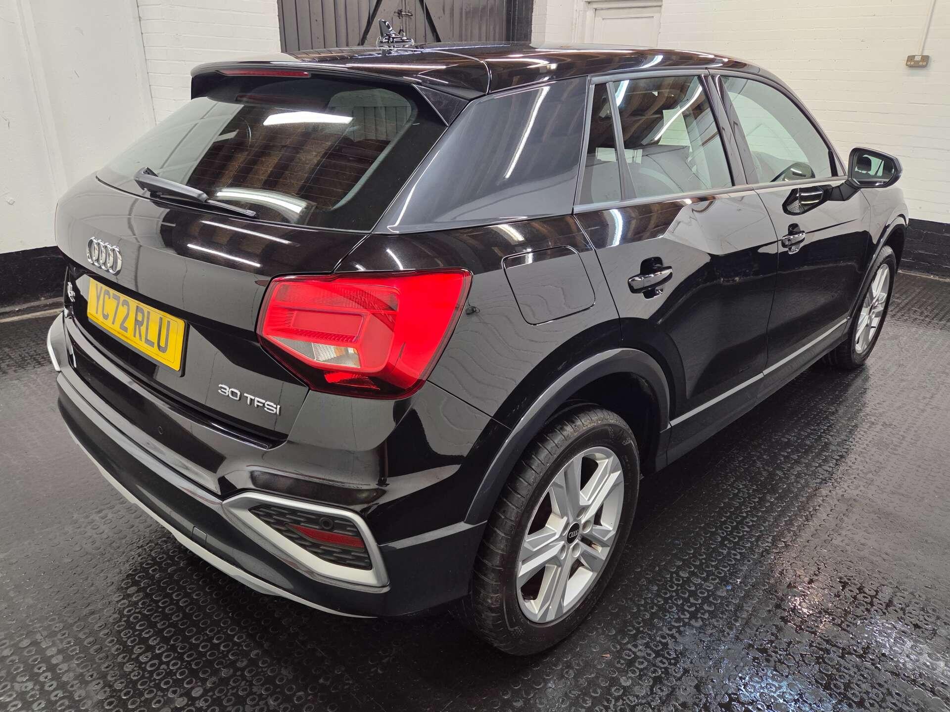 Audi Q2 view 34