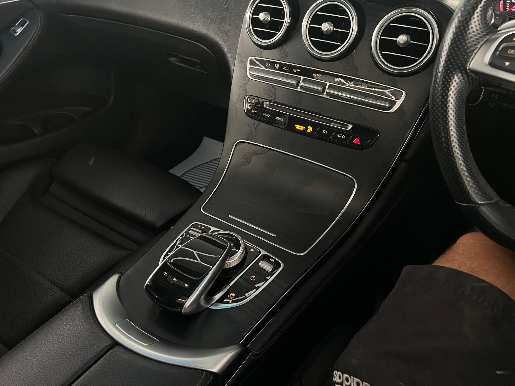 Mercedes-Benz GLC view 19