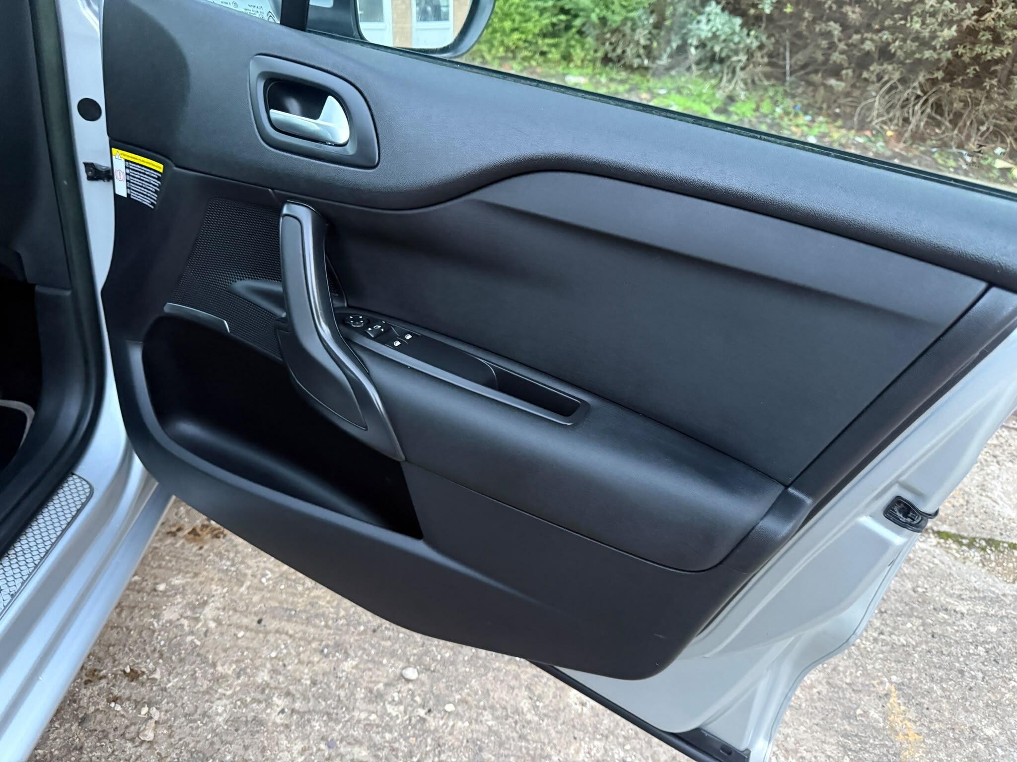 Citroen DS4 view 13