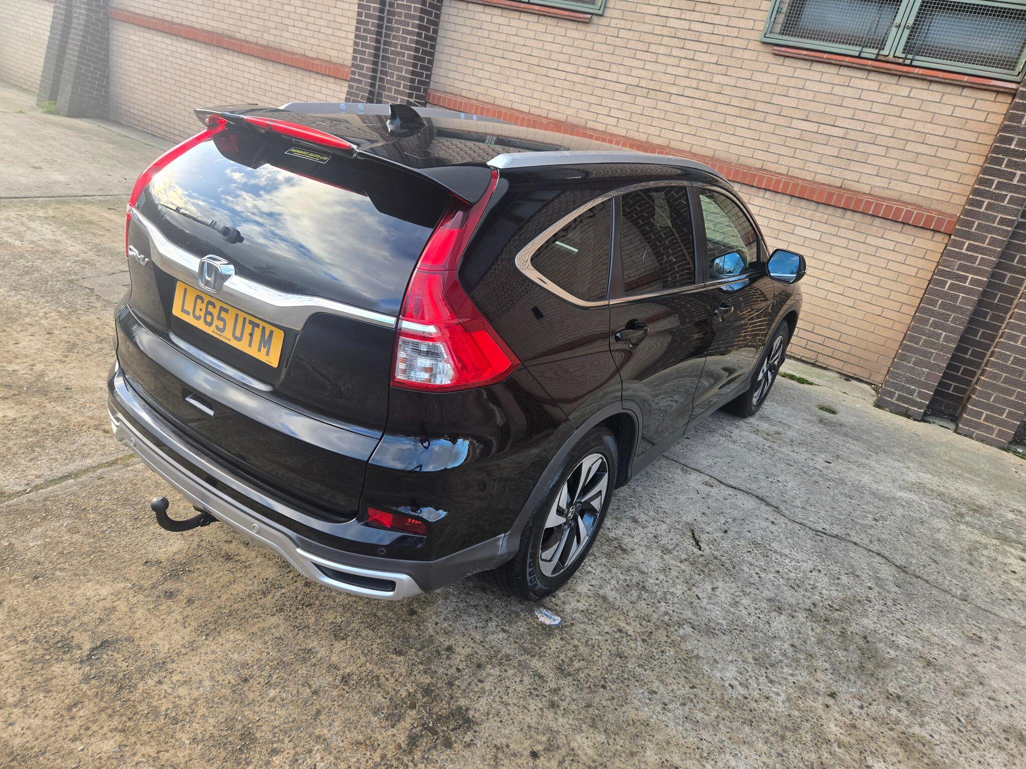 2015 Honda CR-V image 22