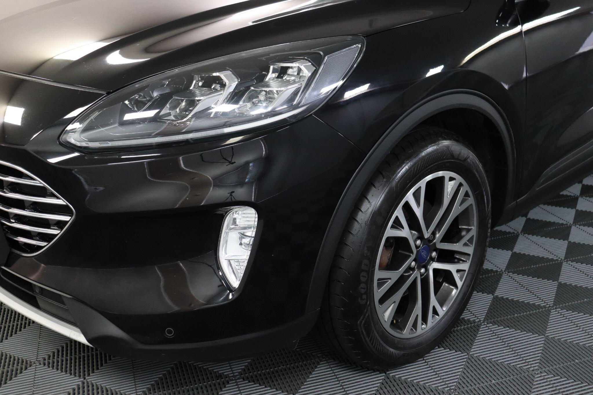 Ford Kuga view 31