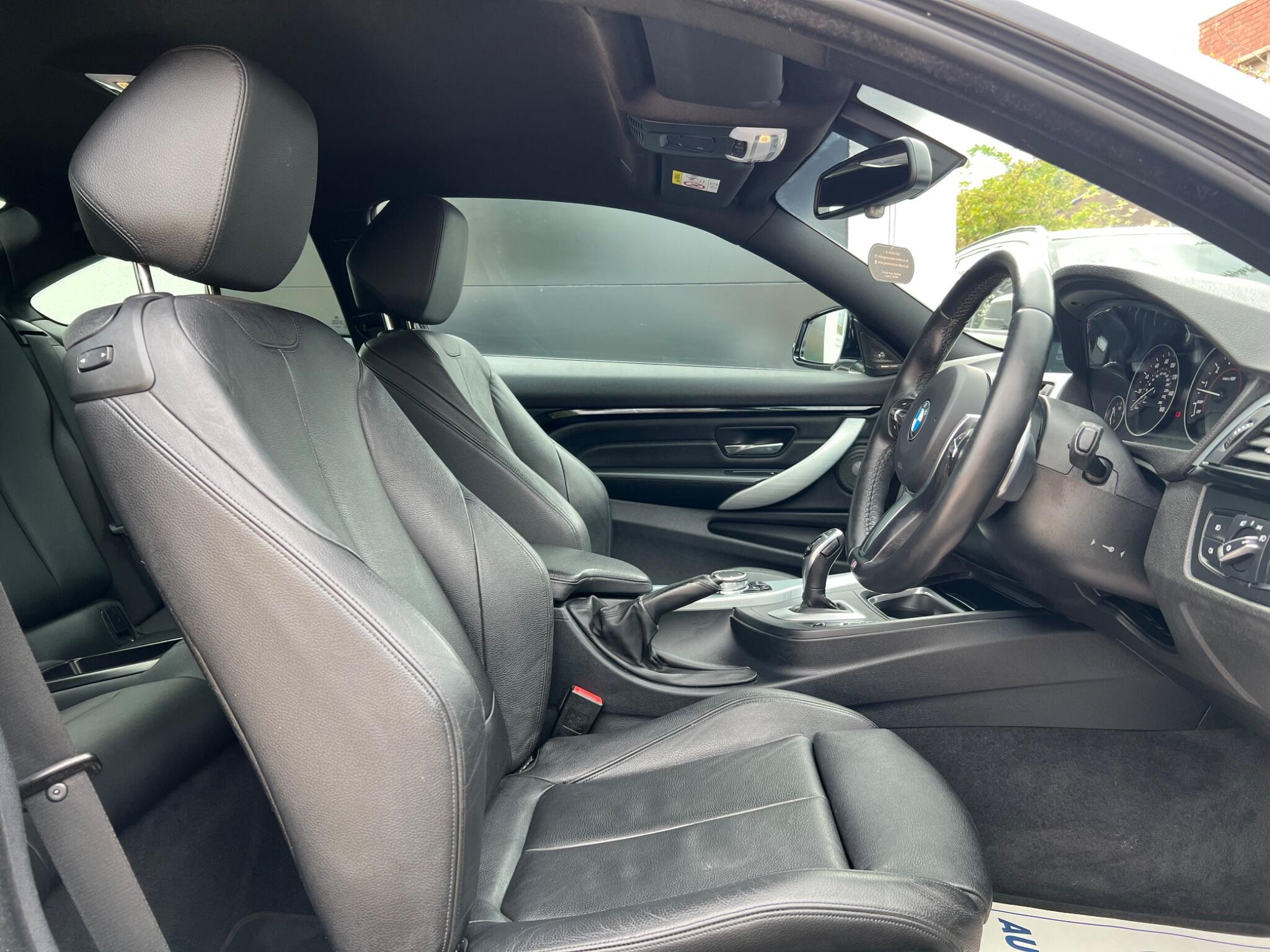 BMW 4 Series view 11