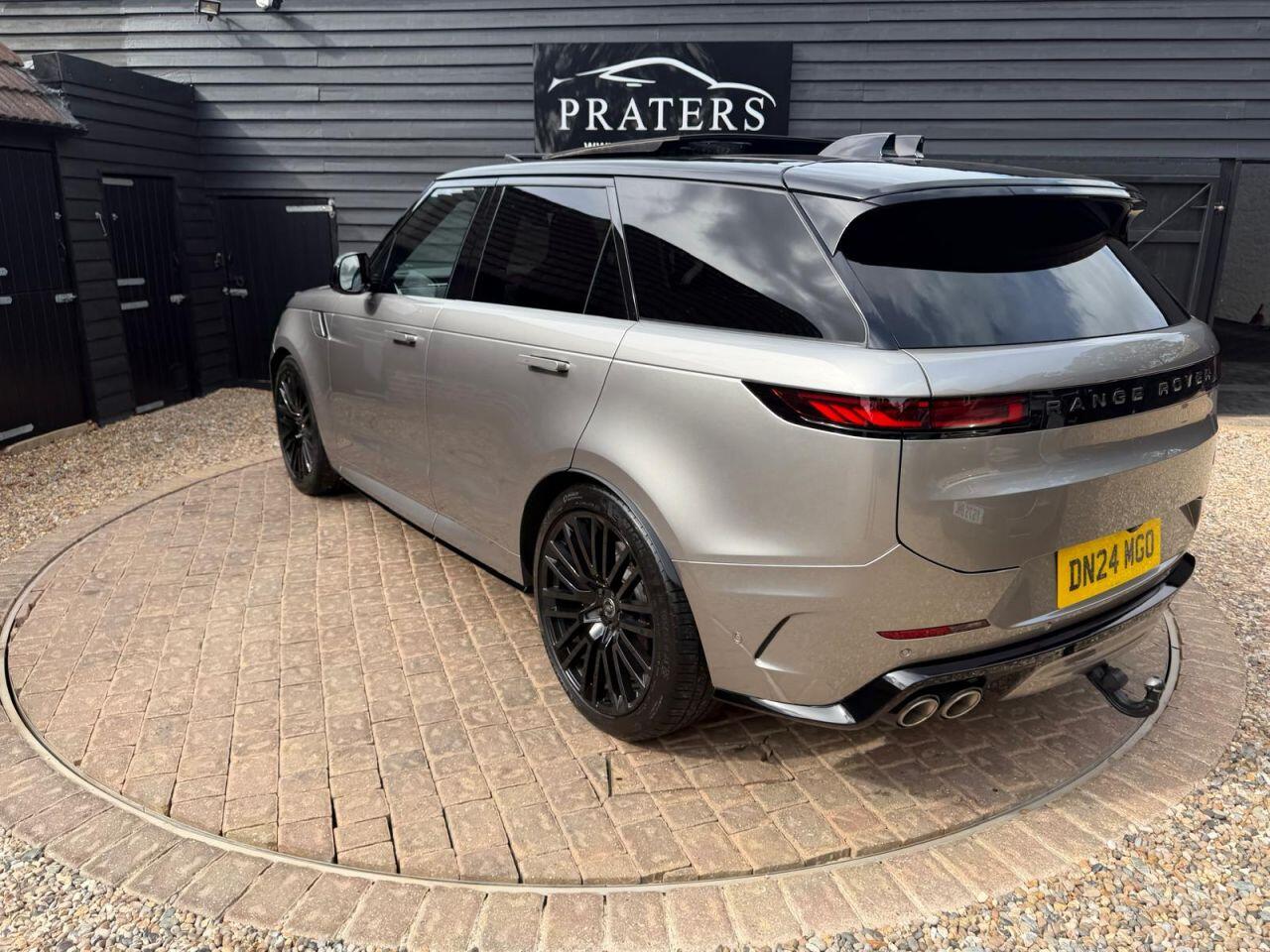 Land Rover Range Rover Sport view 9