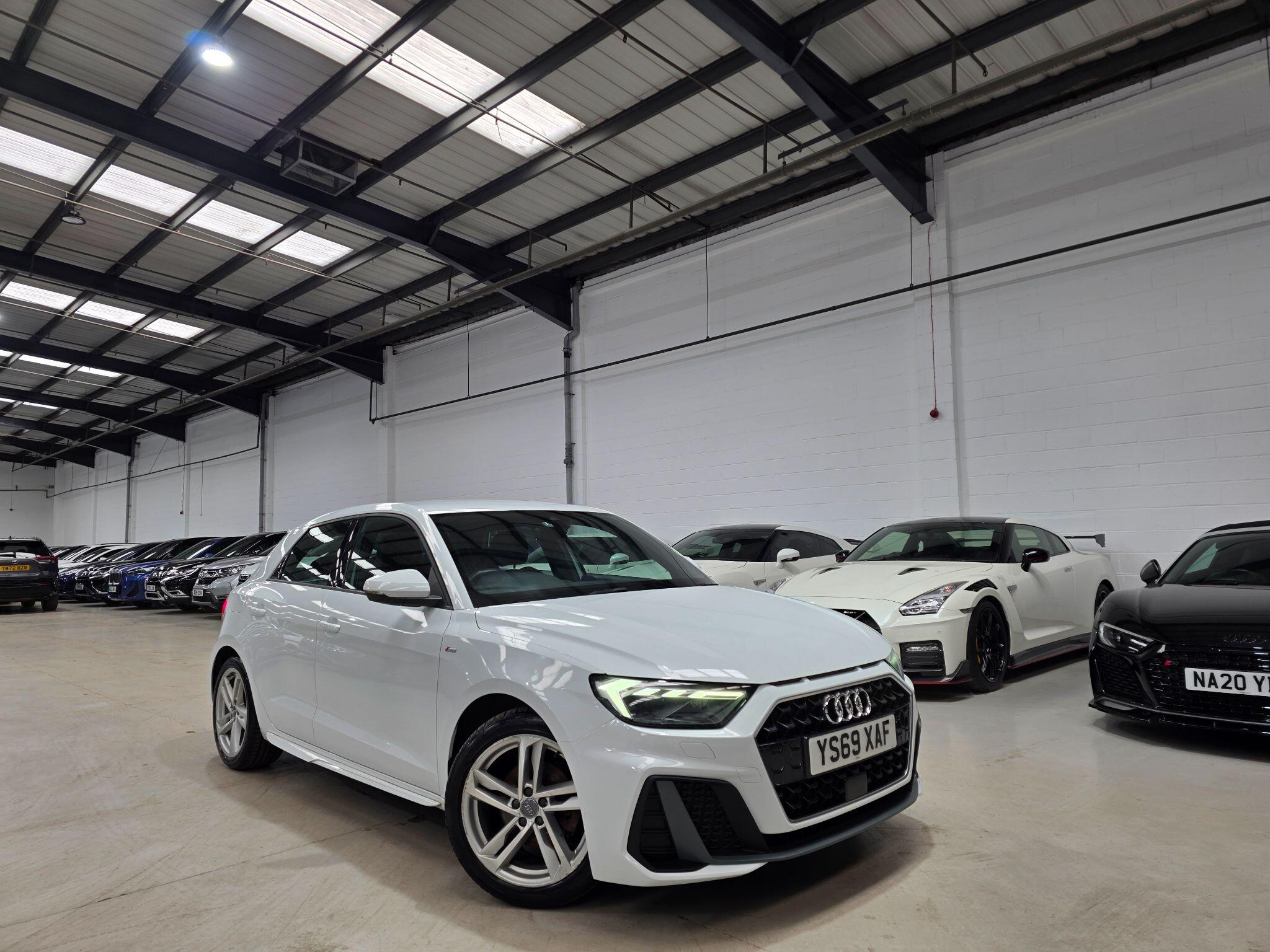 Audi A1 view 3