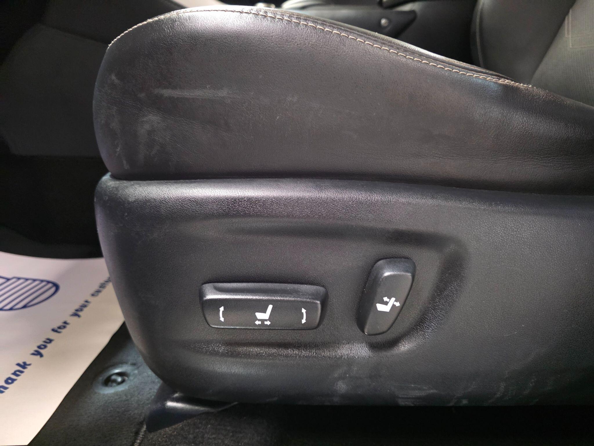 Lexus NX view 25