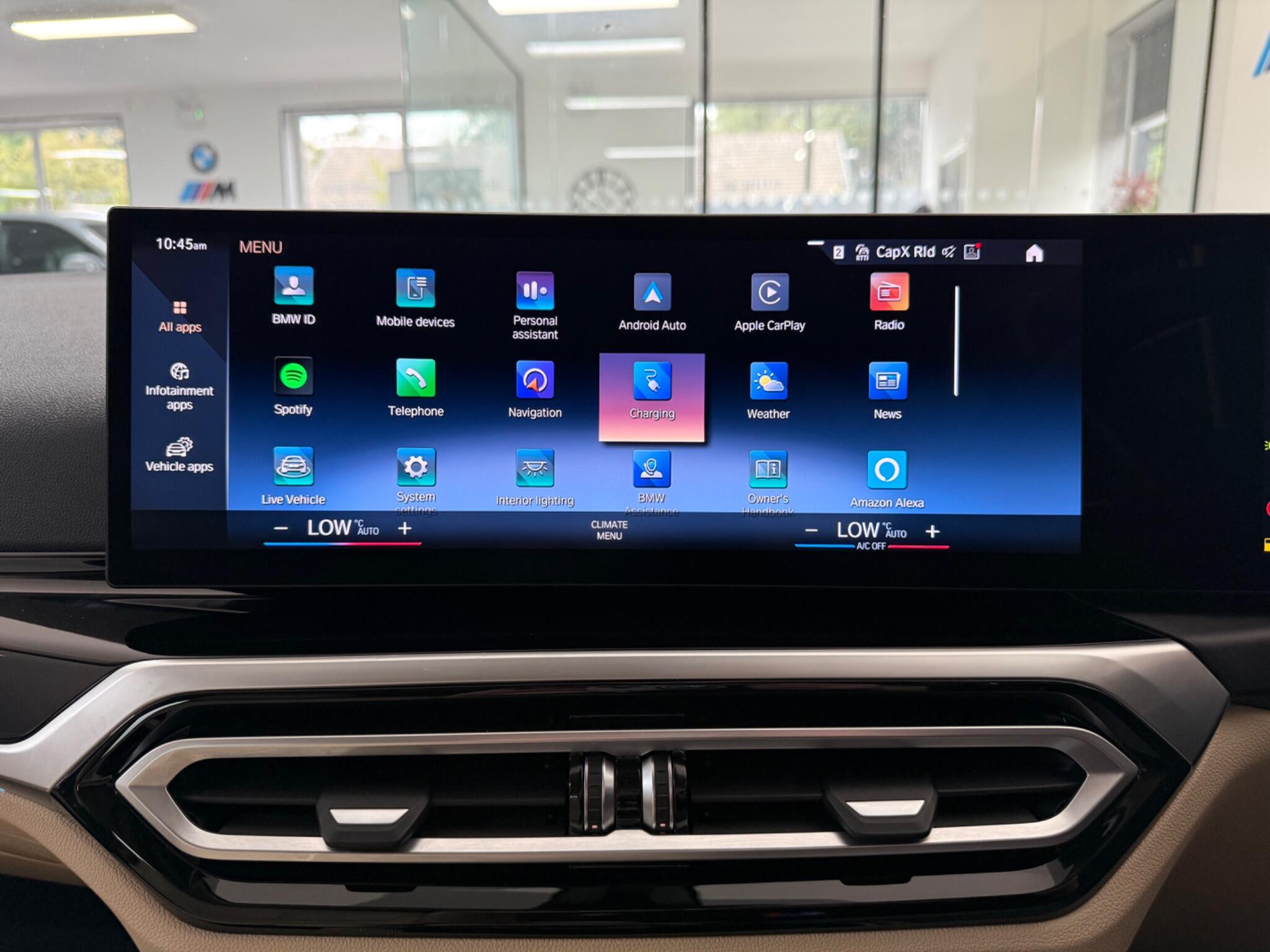 BMW 3 Series view 13