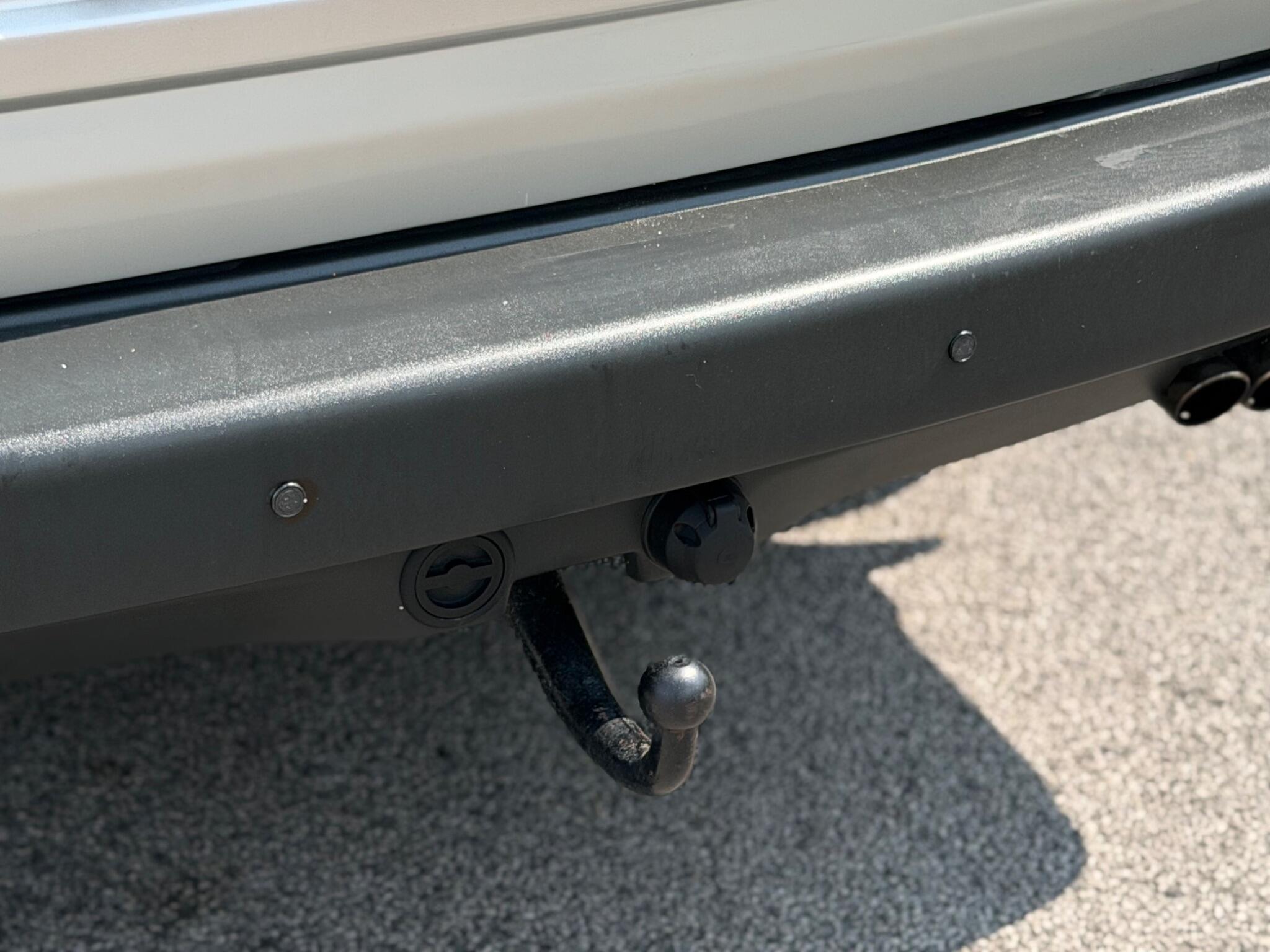 Land Rover Range Rover view 25