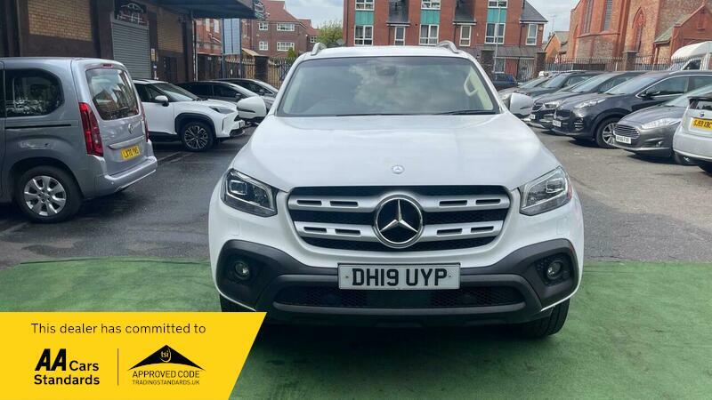 2019 Mercedes-Benz X Class 2.3 CDI Progressive Auto 4MATIC Euro 6 4dr • 72,145 miles image 3
