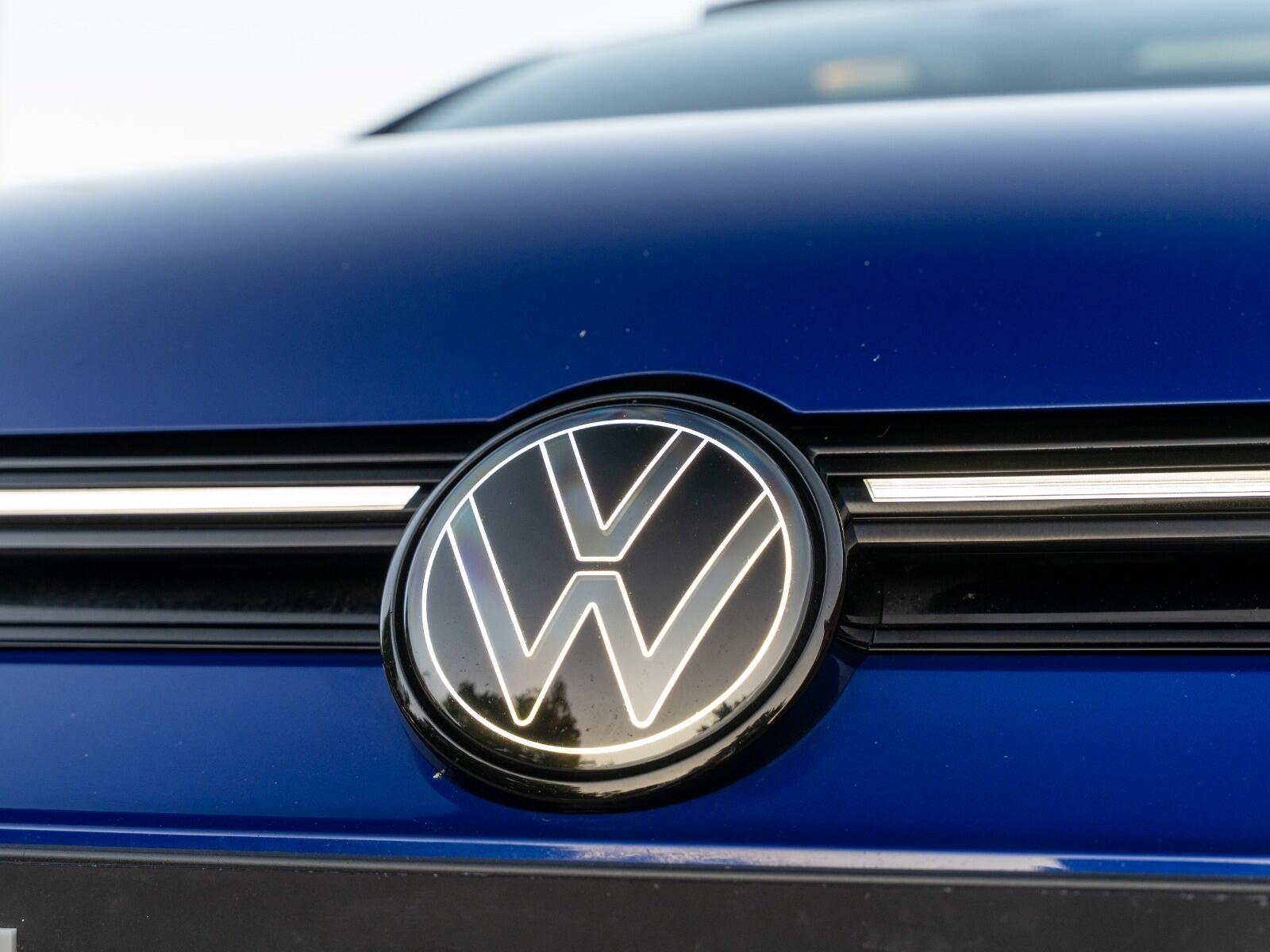 Volkswagen Golf view 15