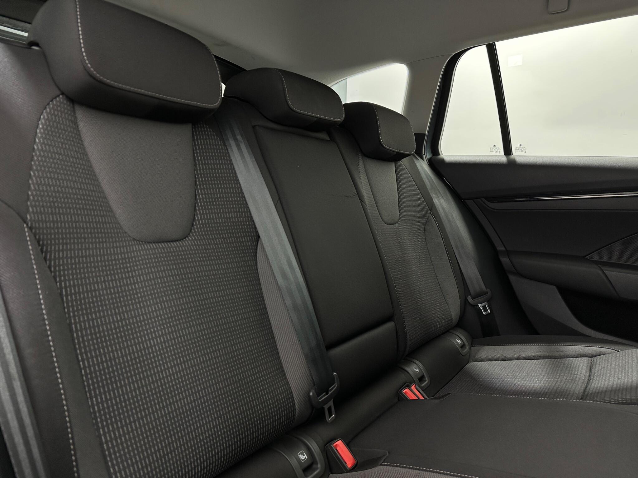 Skoda Octavia view 40