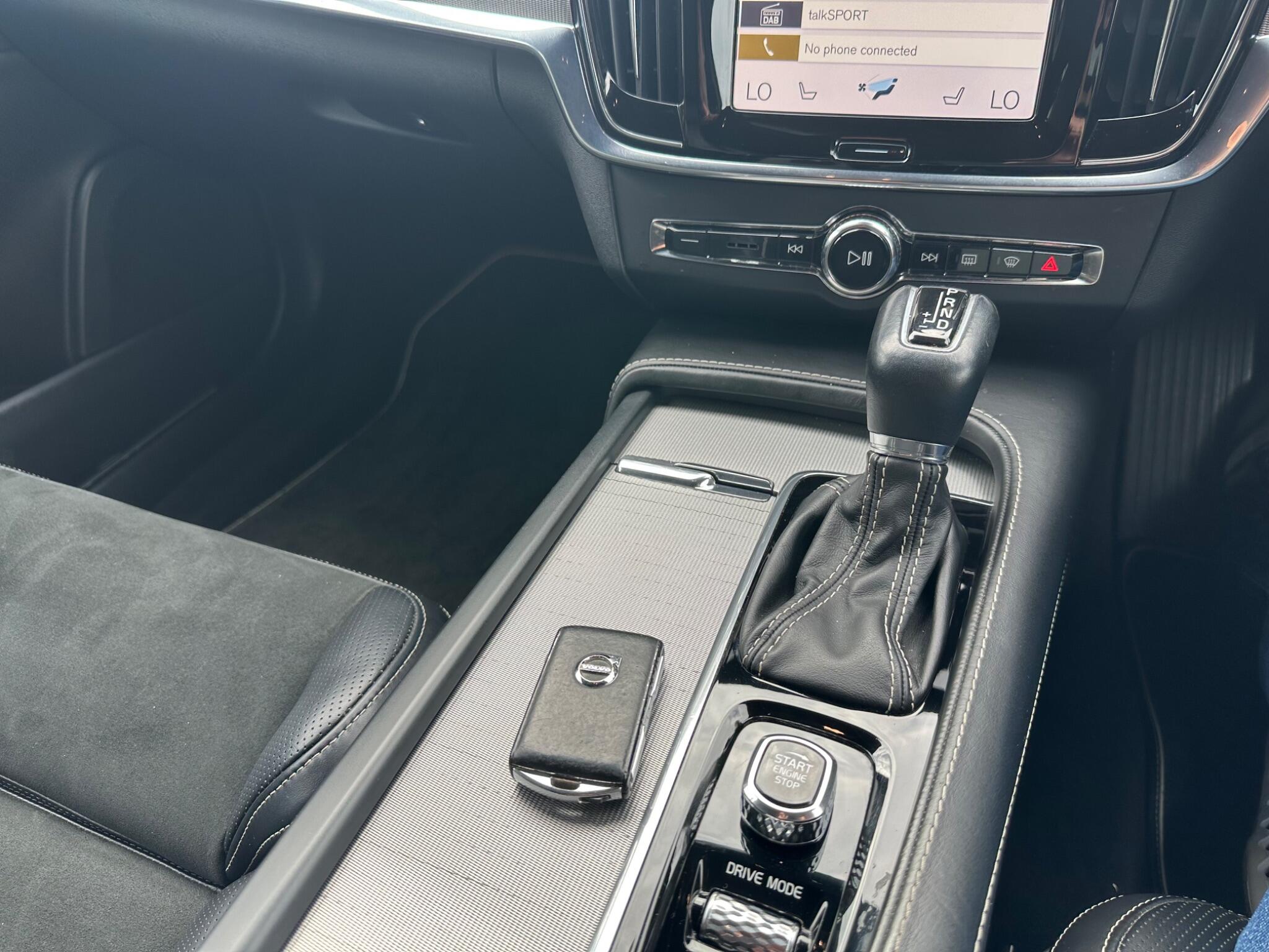 Volvo V90 view 6