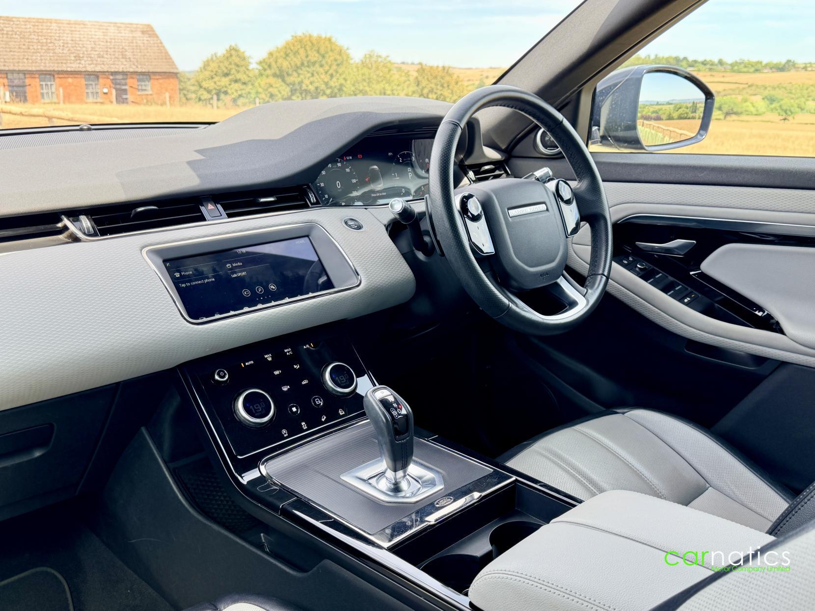 Land Rover Range Rover Evoque view 16