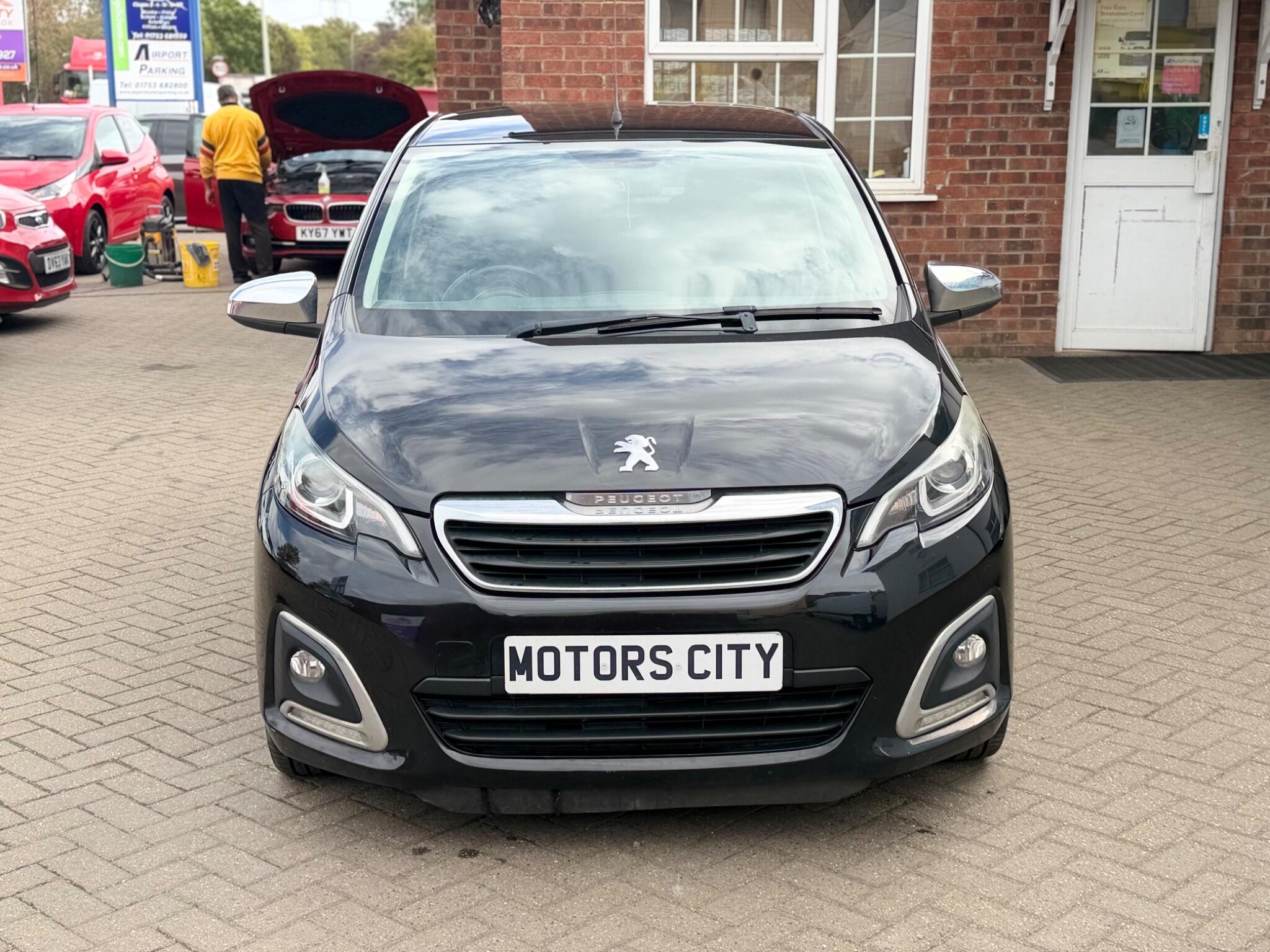 Peugeot 108 view 3