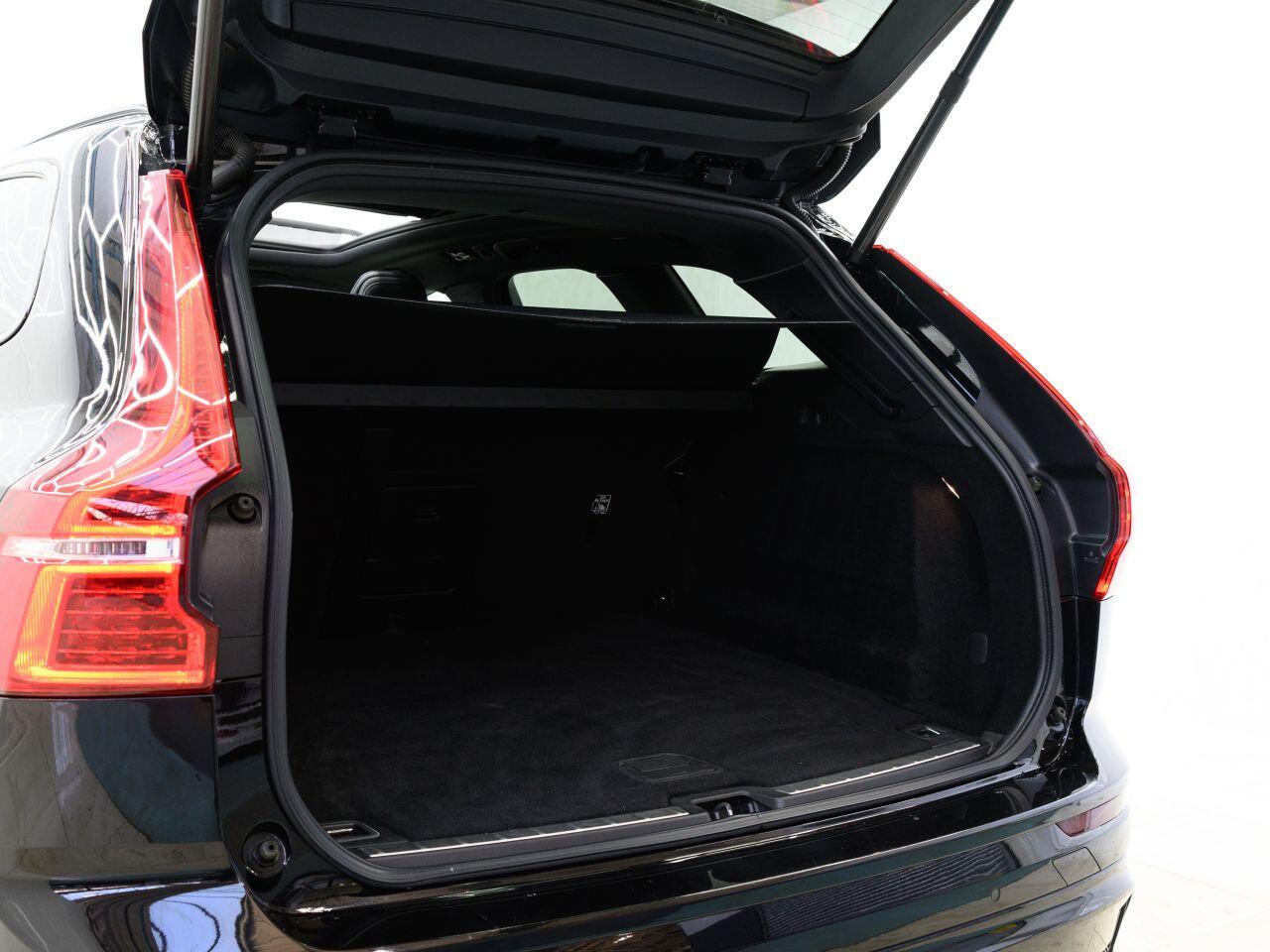 Volvo XC60 view 31