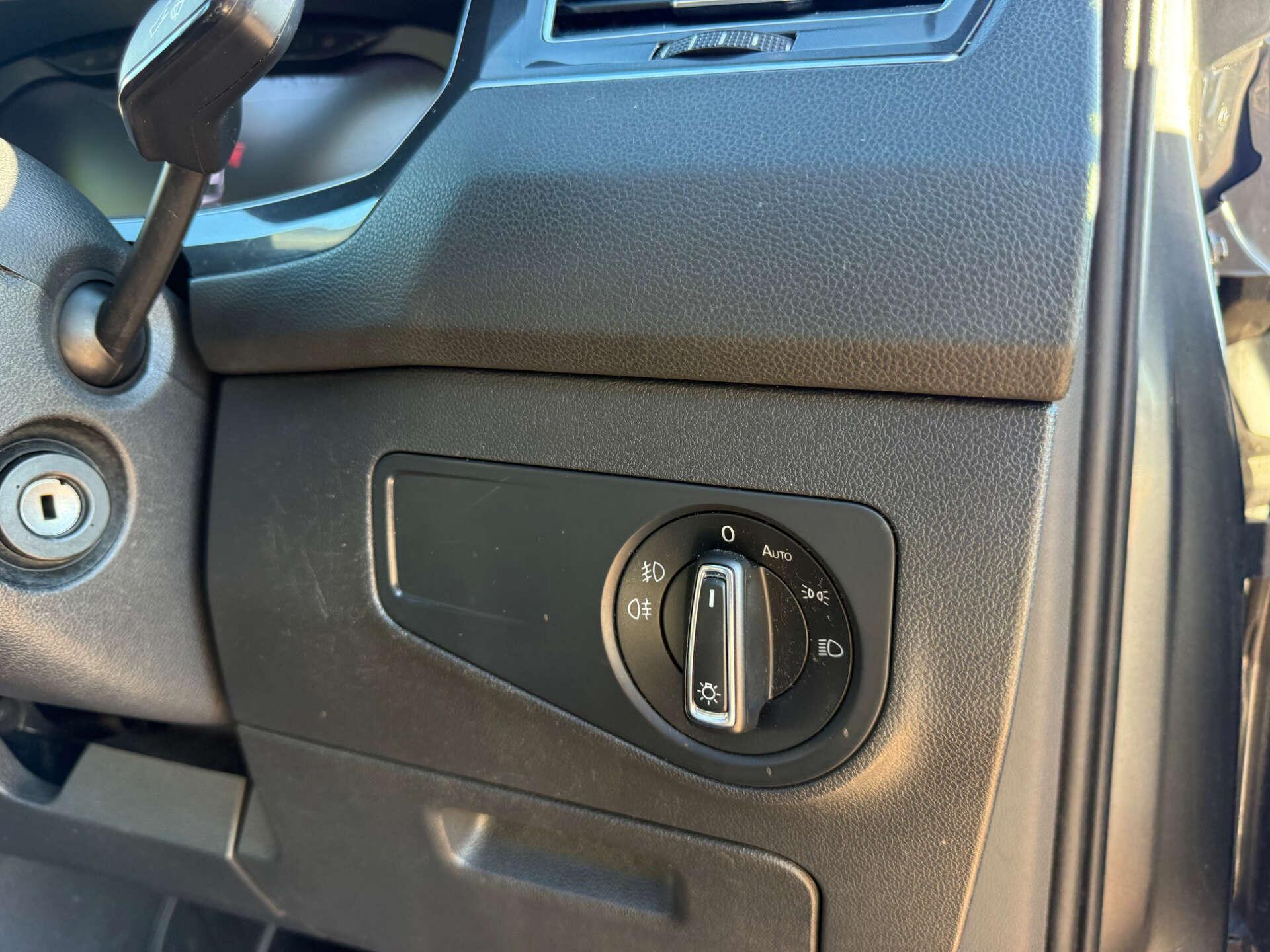 Volkswagen Tiguan view 36
