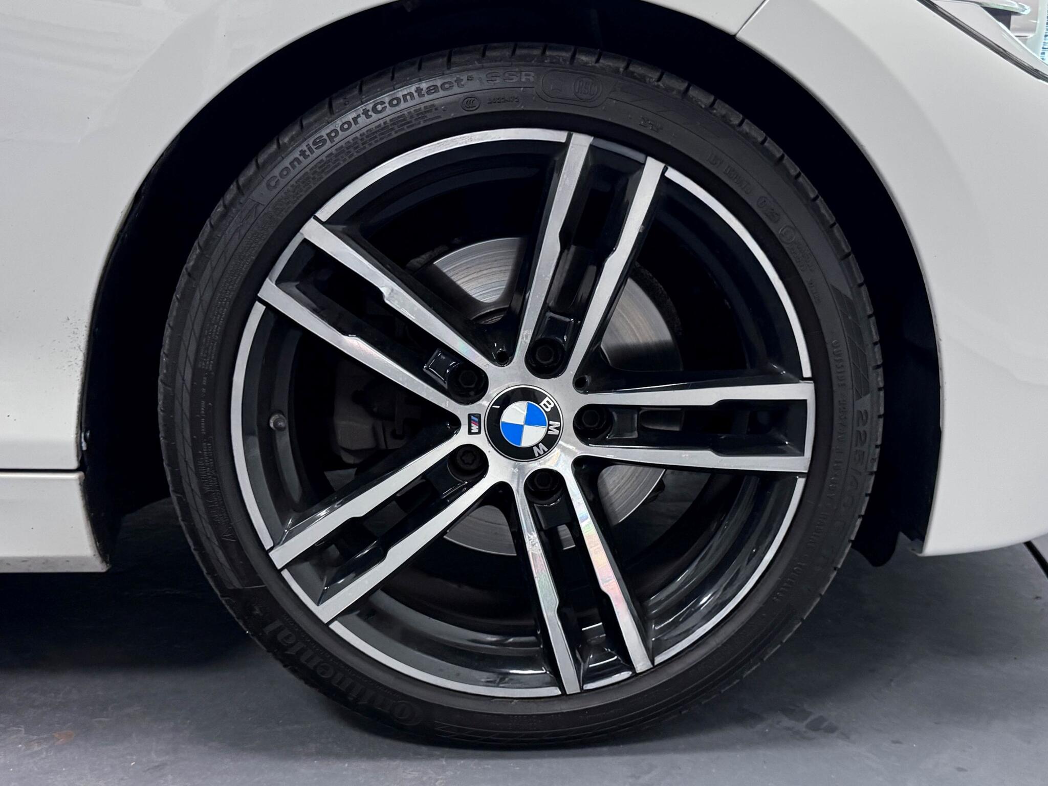 BMW 1 Series view 48