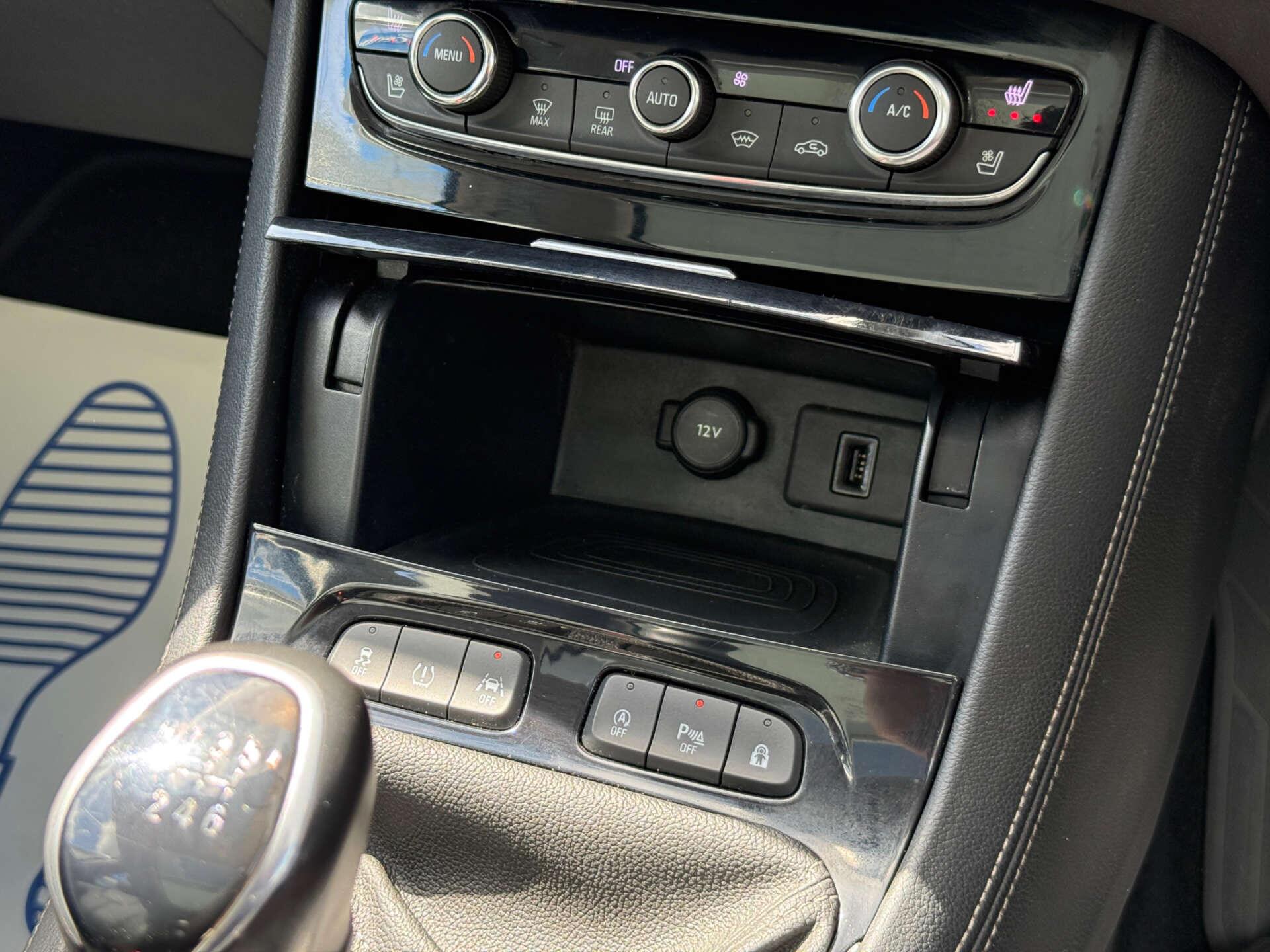 Vauxhall Grandland X view 72