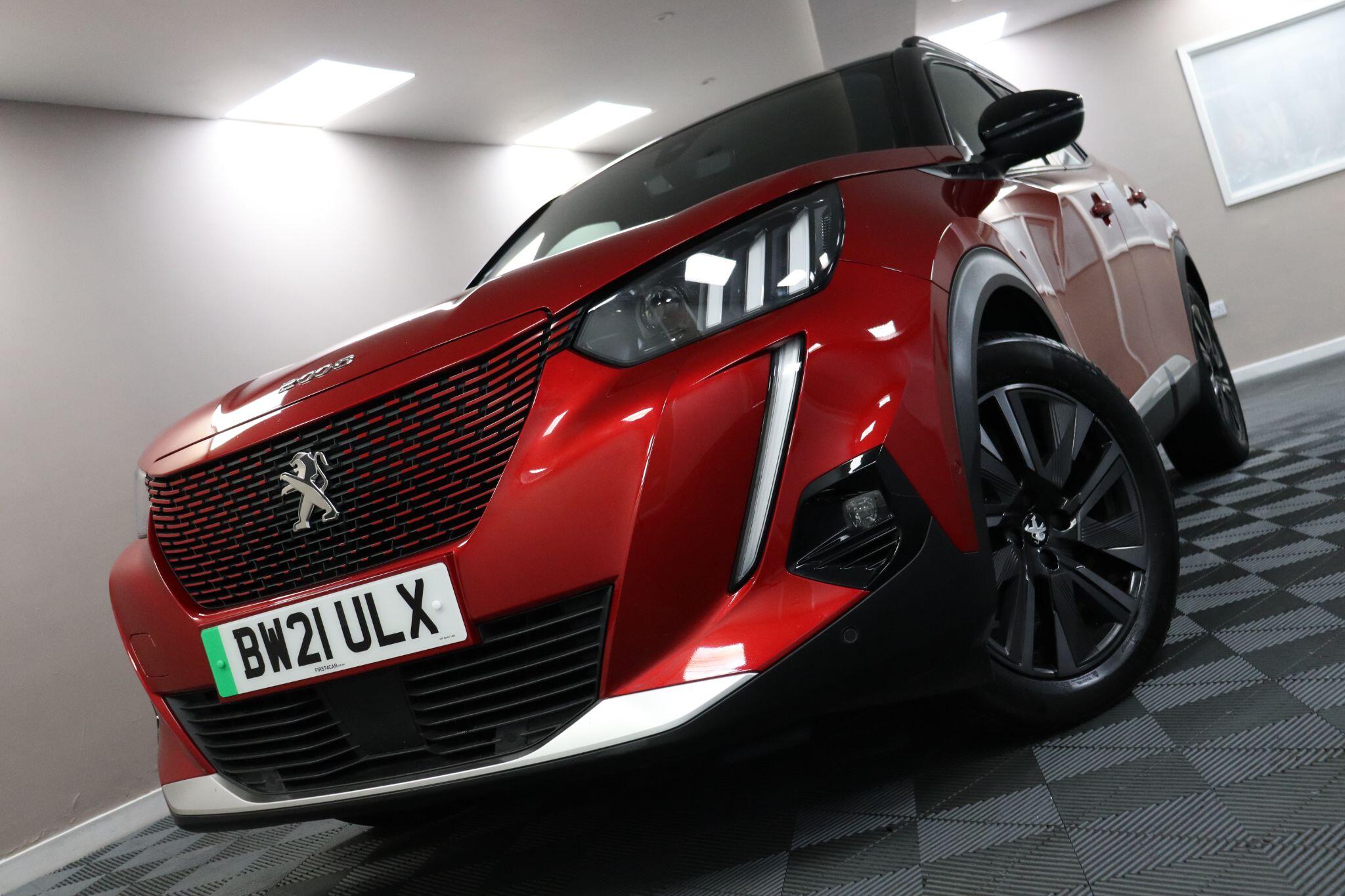Peugeot E-2008 view 32