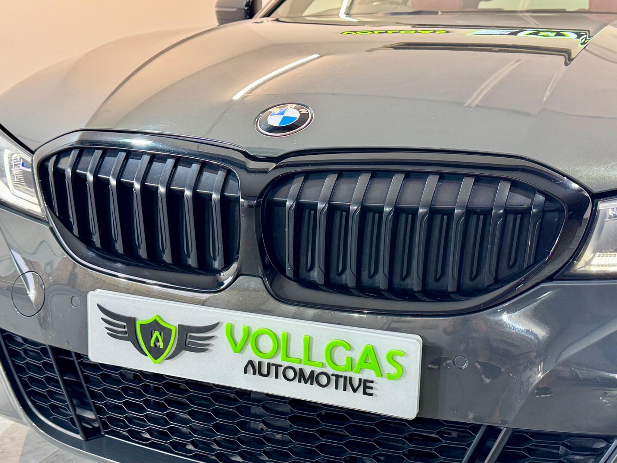 BMW 3 Series view 80