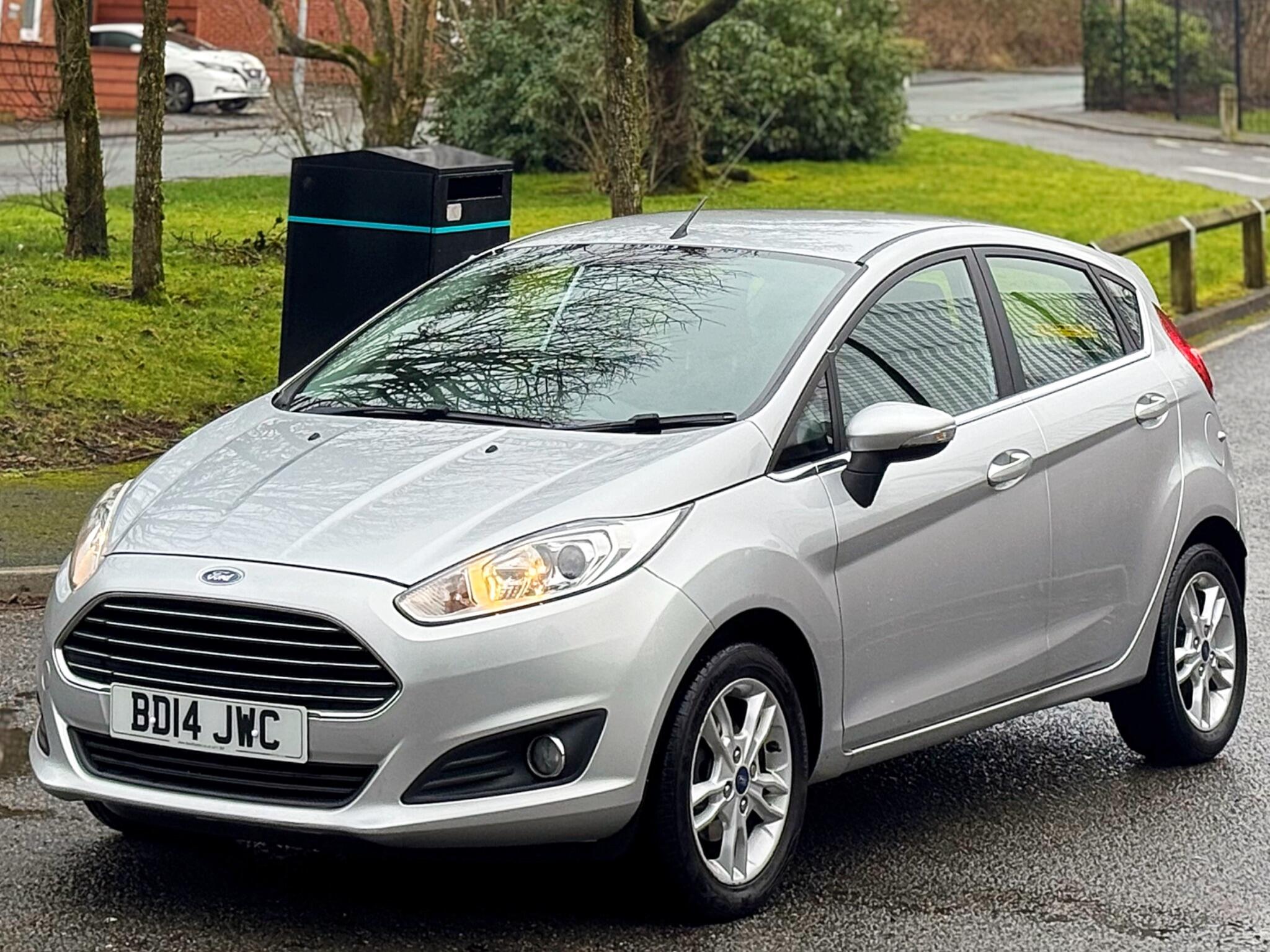 2014 Ford Fiesta 1.5 TDCi Zetec Euro 5 5dr image 19