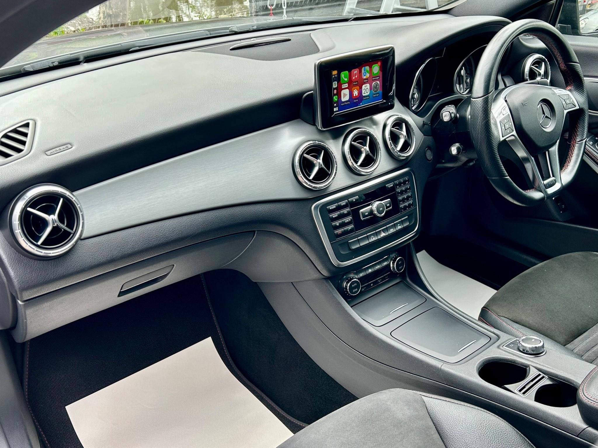 Mercedes-Benz Cla view 18