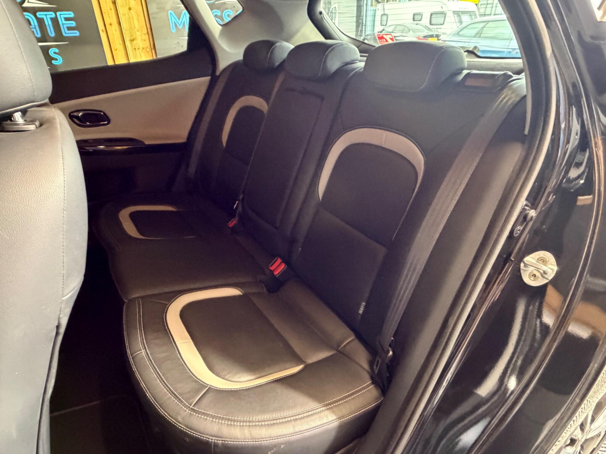 Kia Ceed view 27