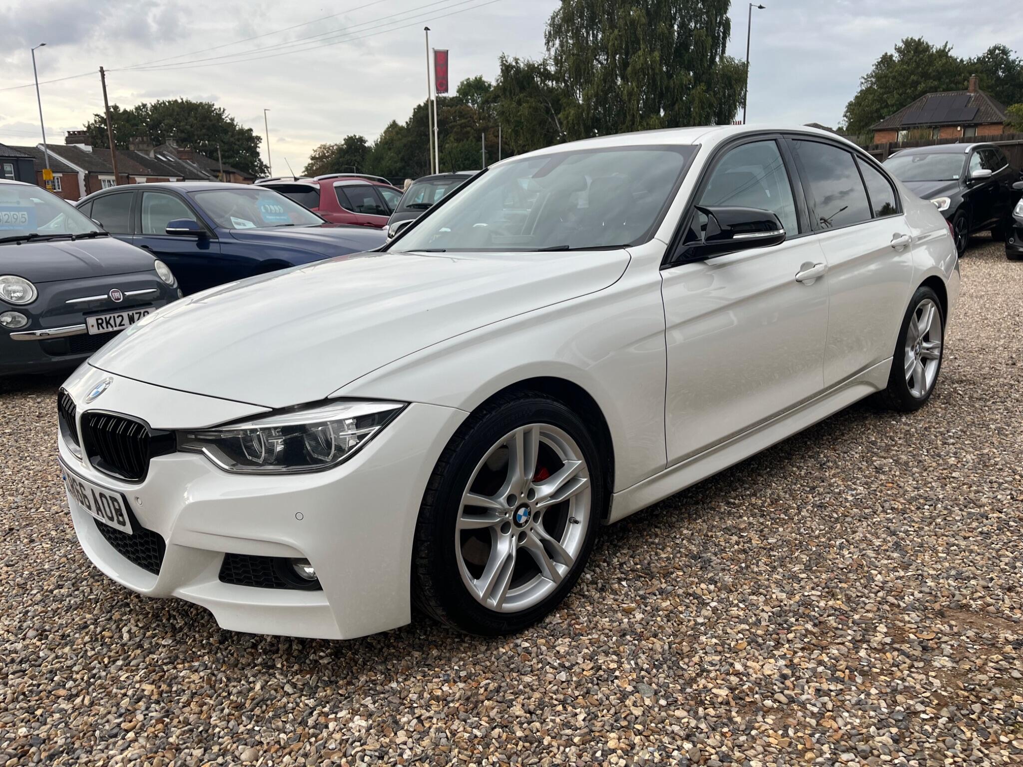 BMW 3 Series view 9