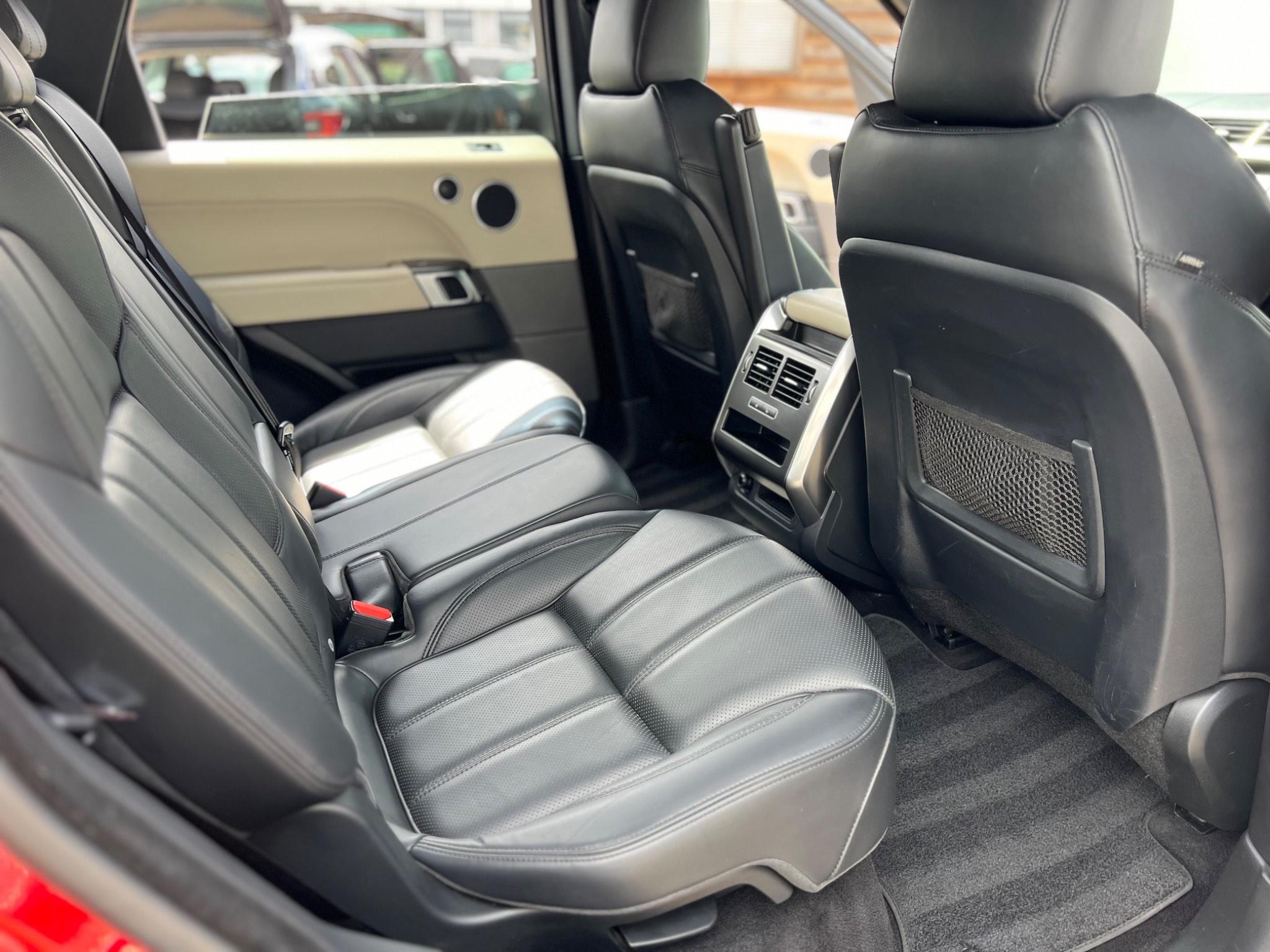 Land Rover Range Rover Sport view 30
