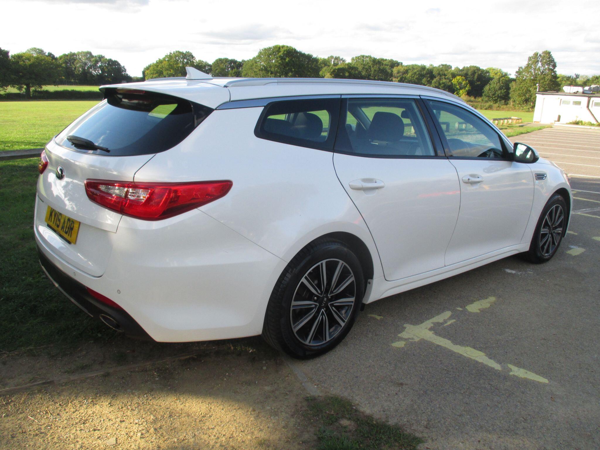 Kia Optima view 9